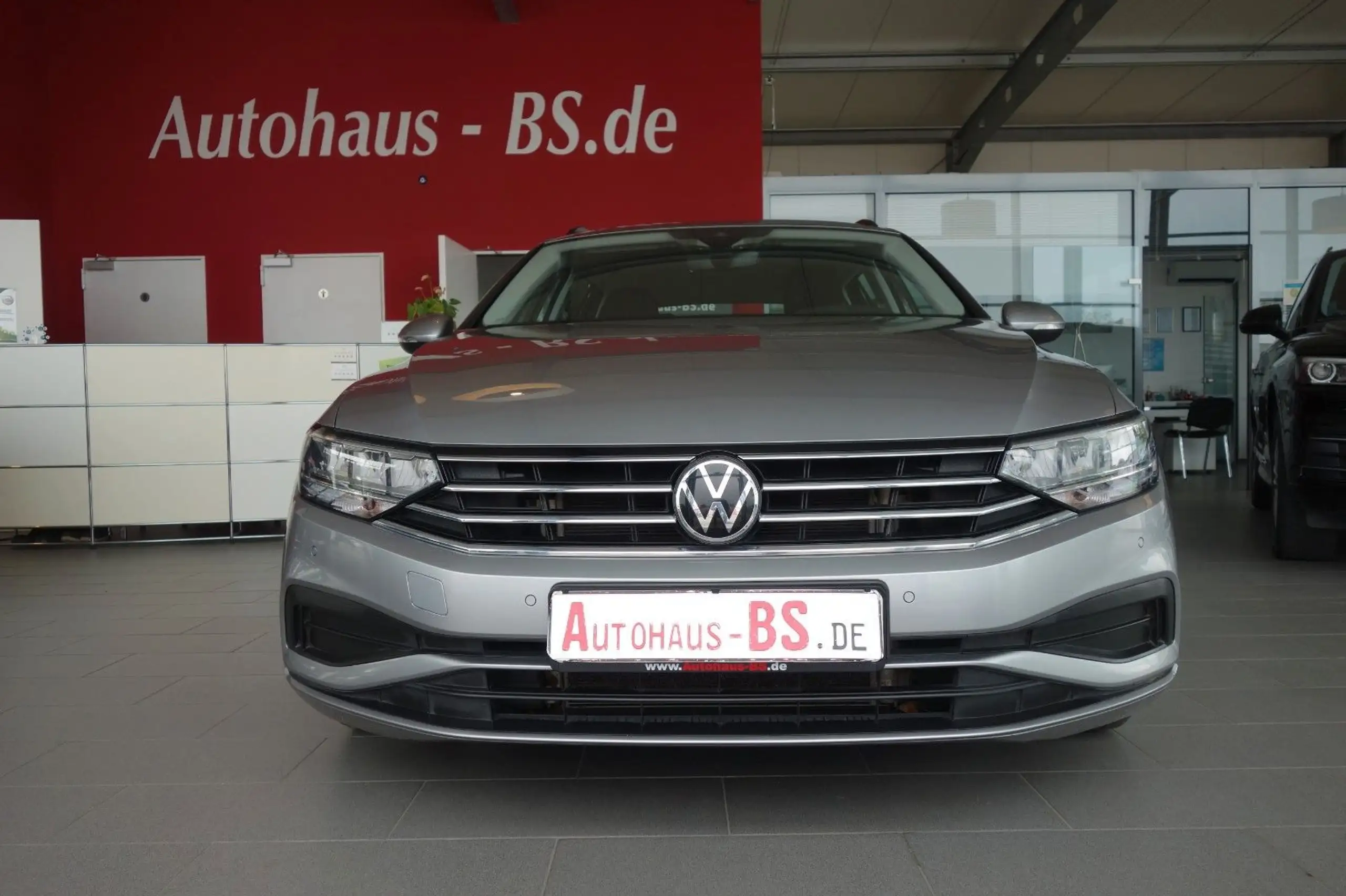 Volkswagen - Passat Variant