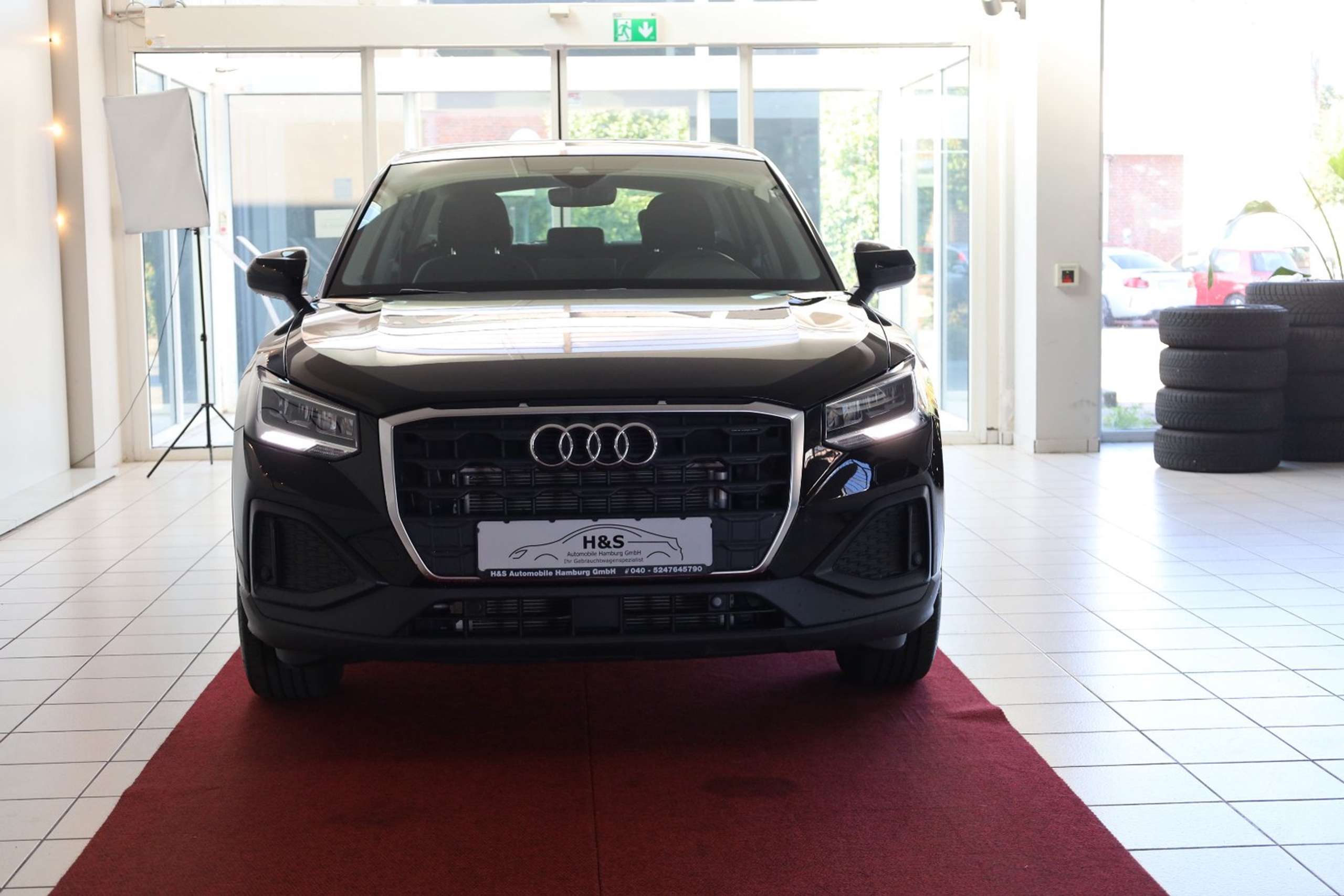 Audi - Q2