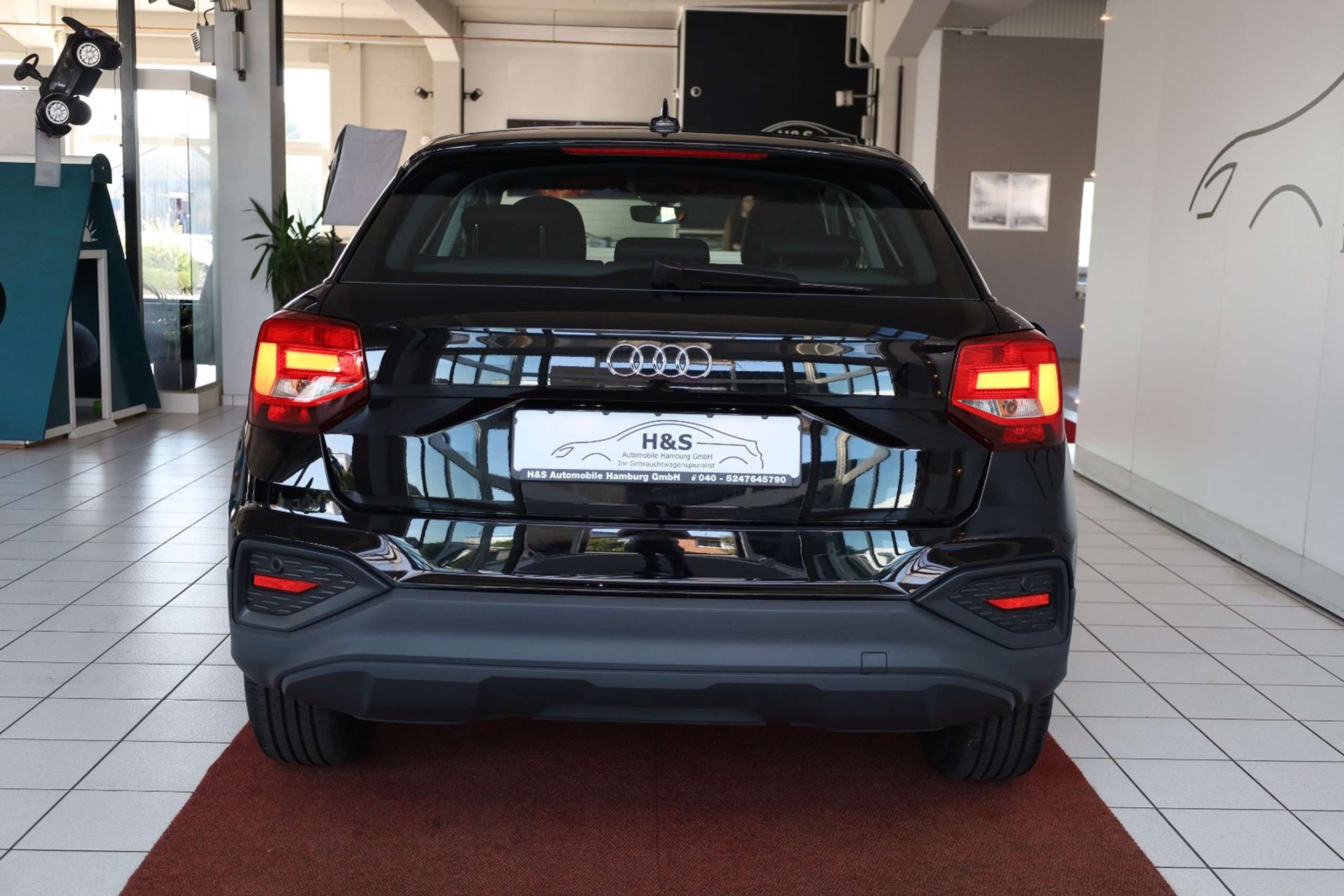 Audi - Q2