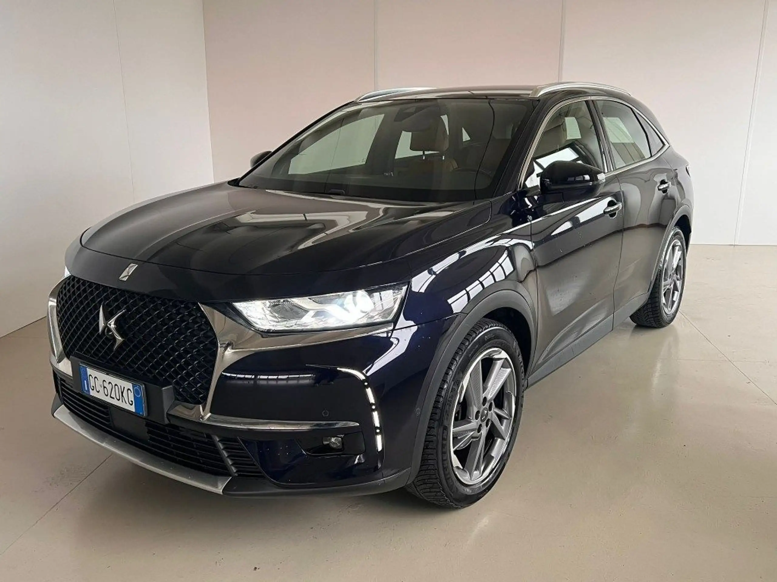 DS Automobiles - DS 7 Crossback