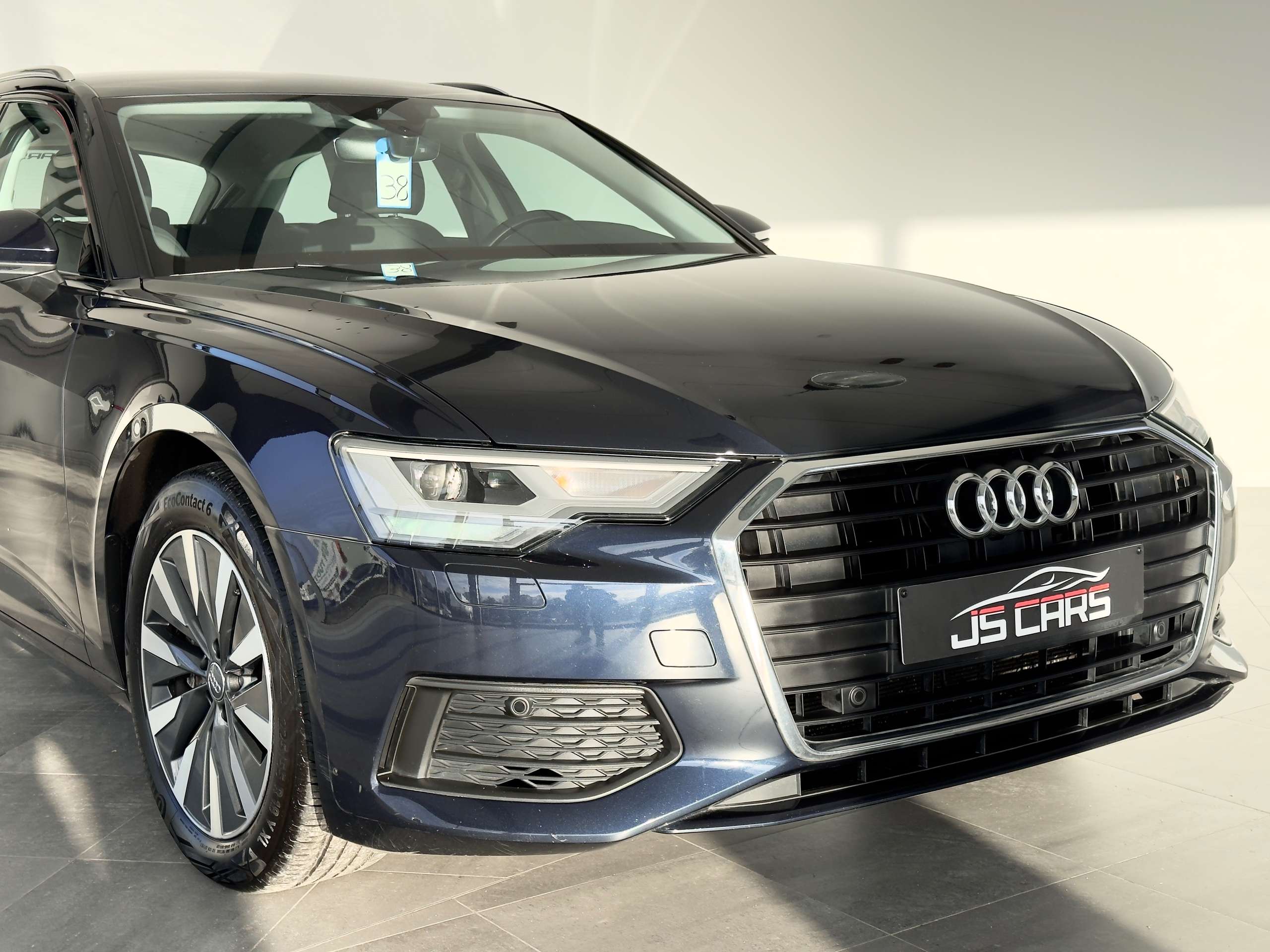 Audi - A6