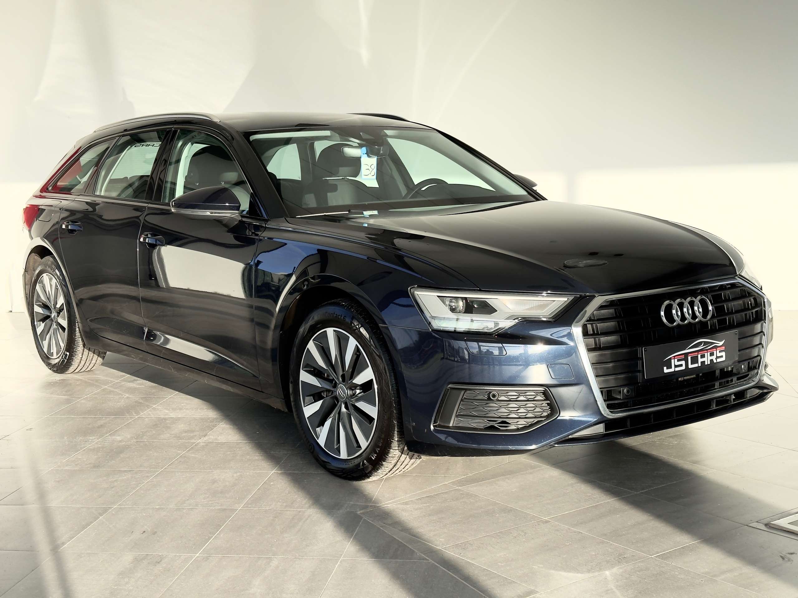 Audi - A6