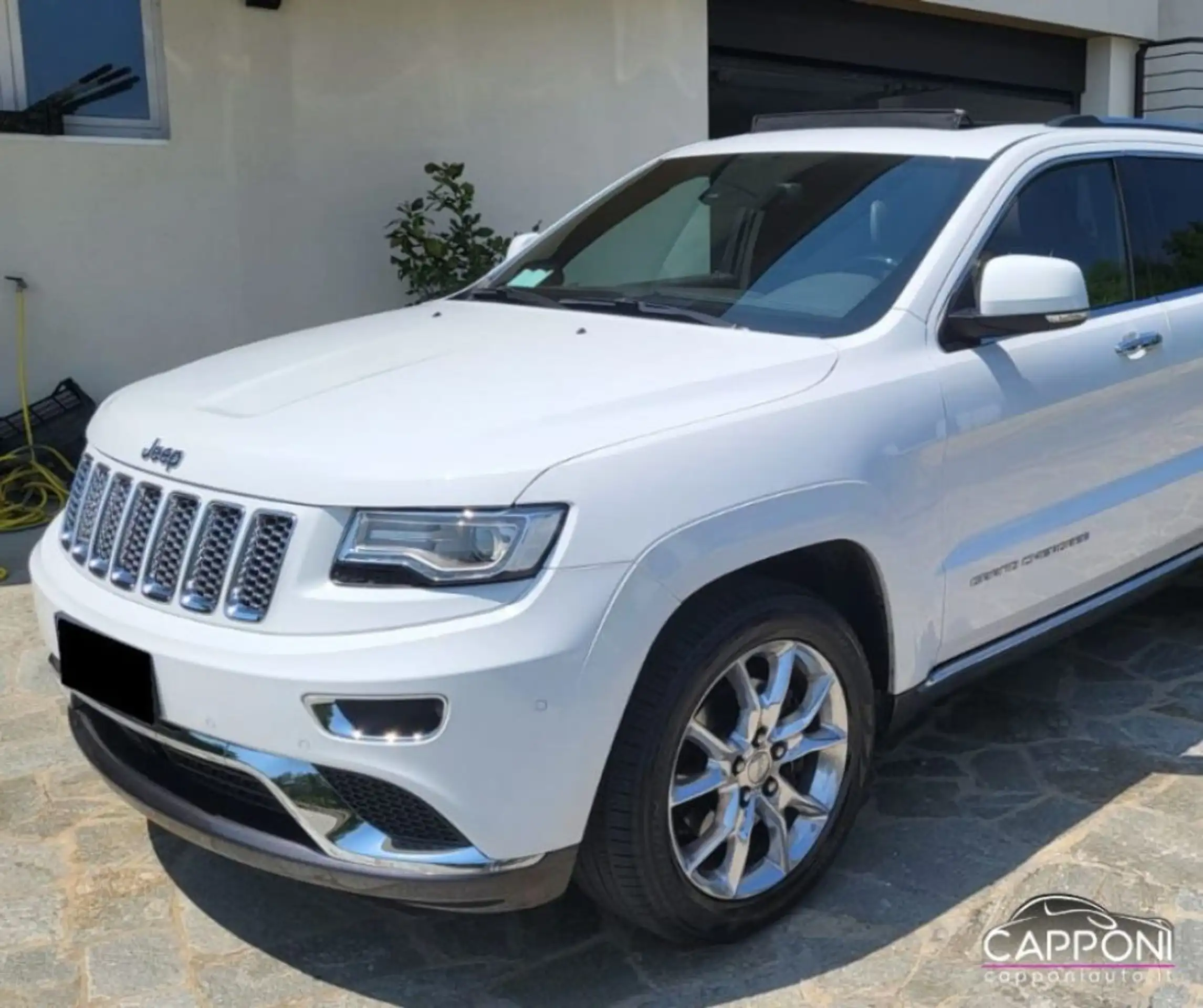 Jeep - Grand Cherokee