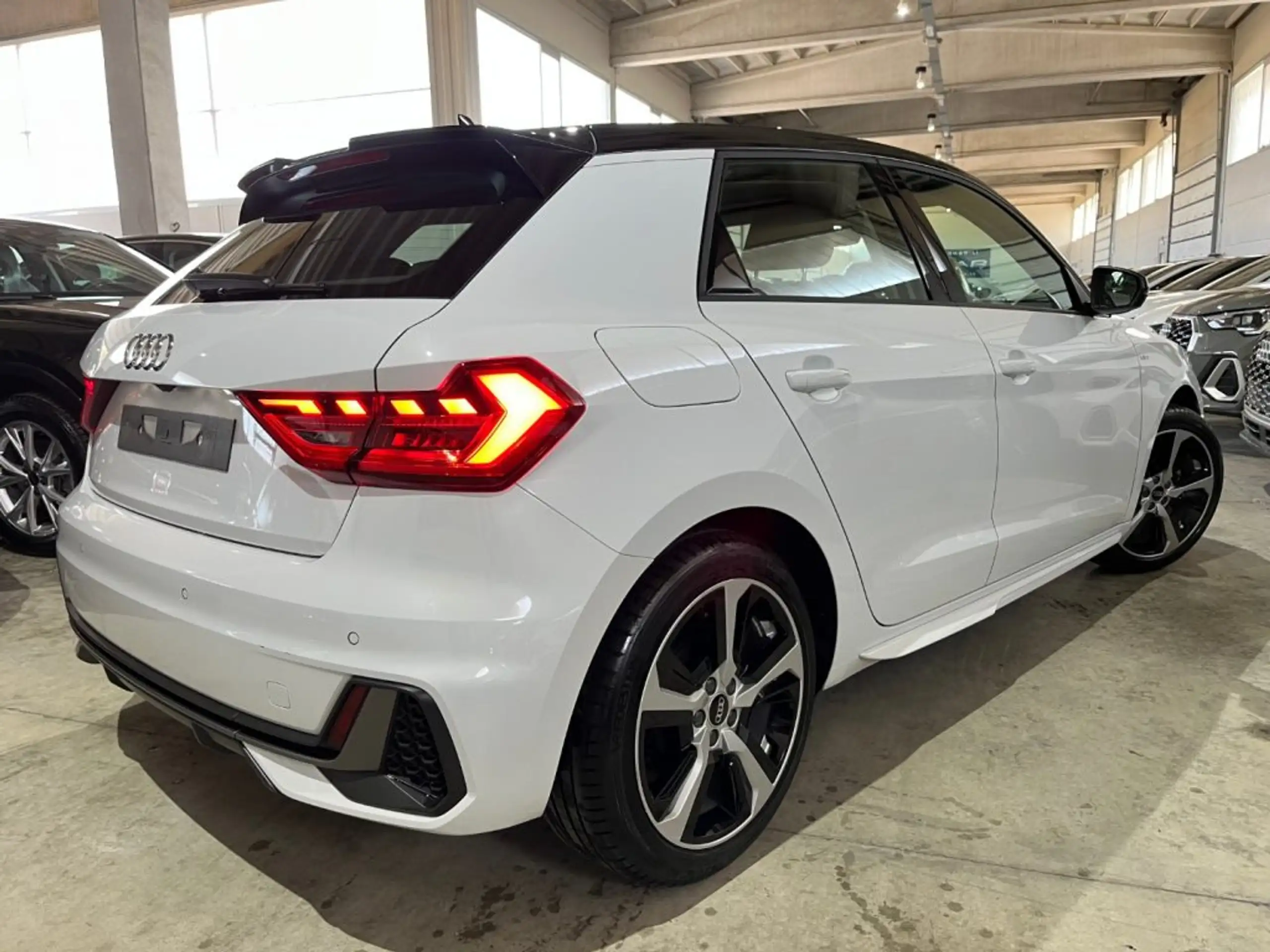 Audi - A1