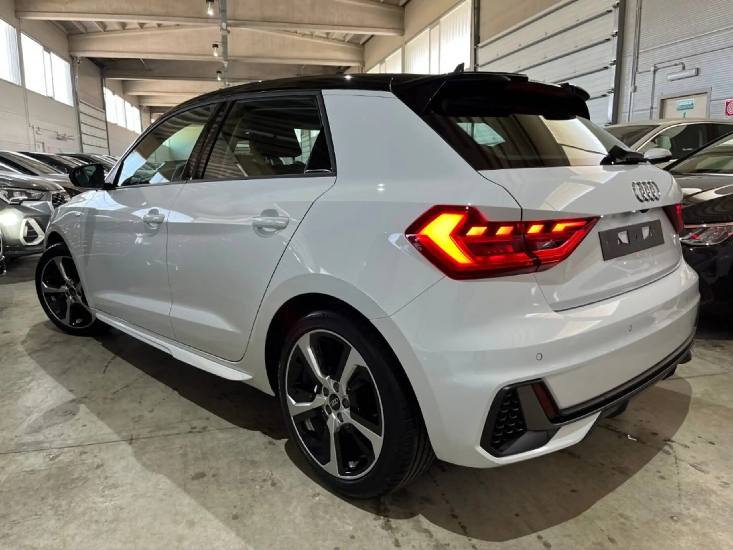 Audi - A1