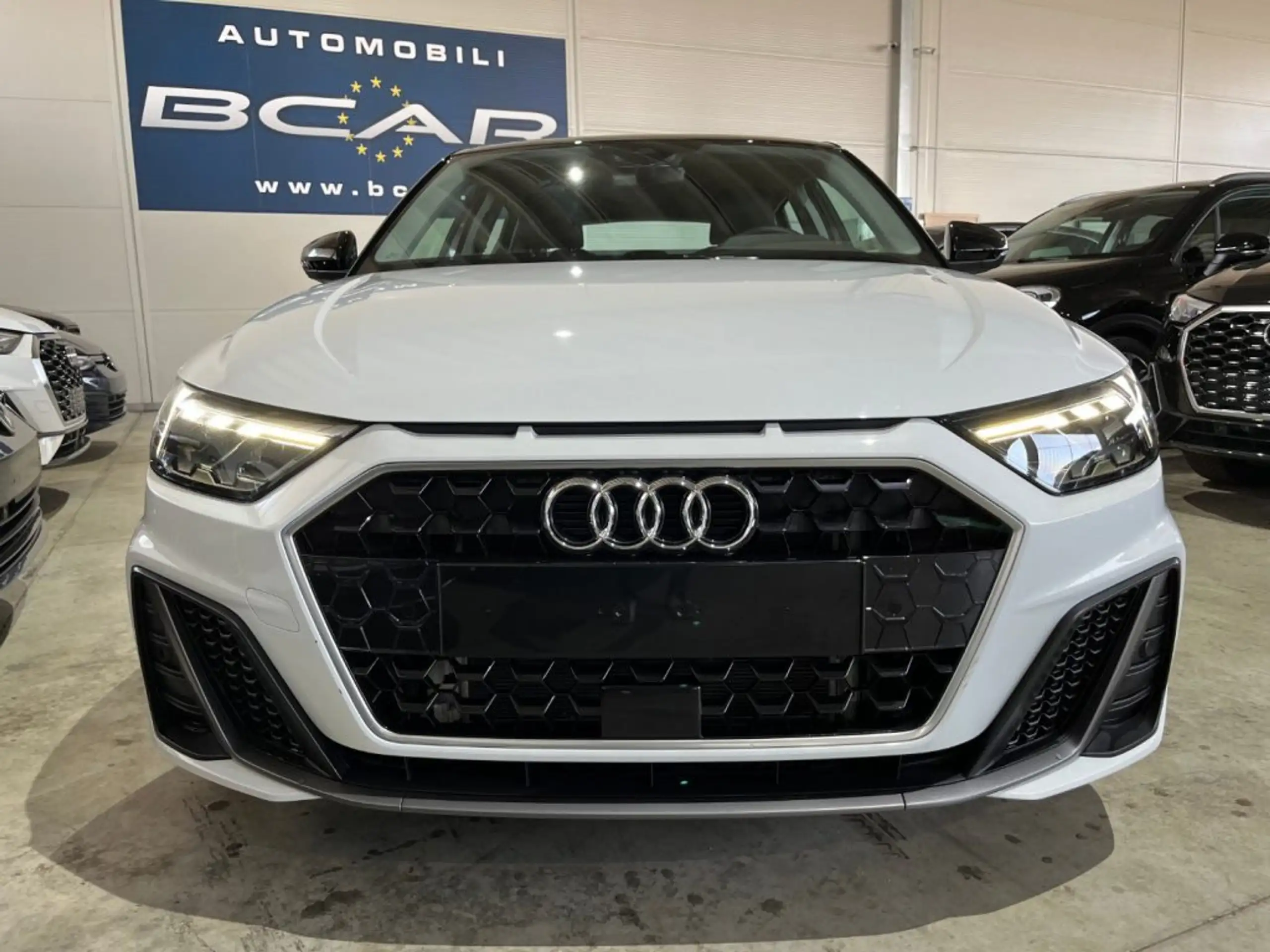 Audi - A1