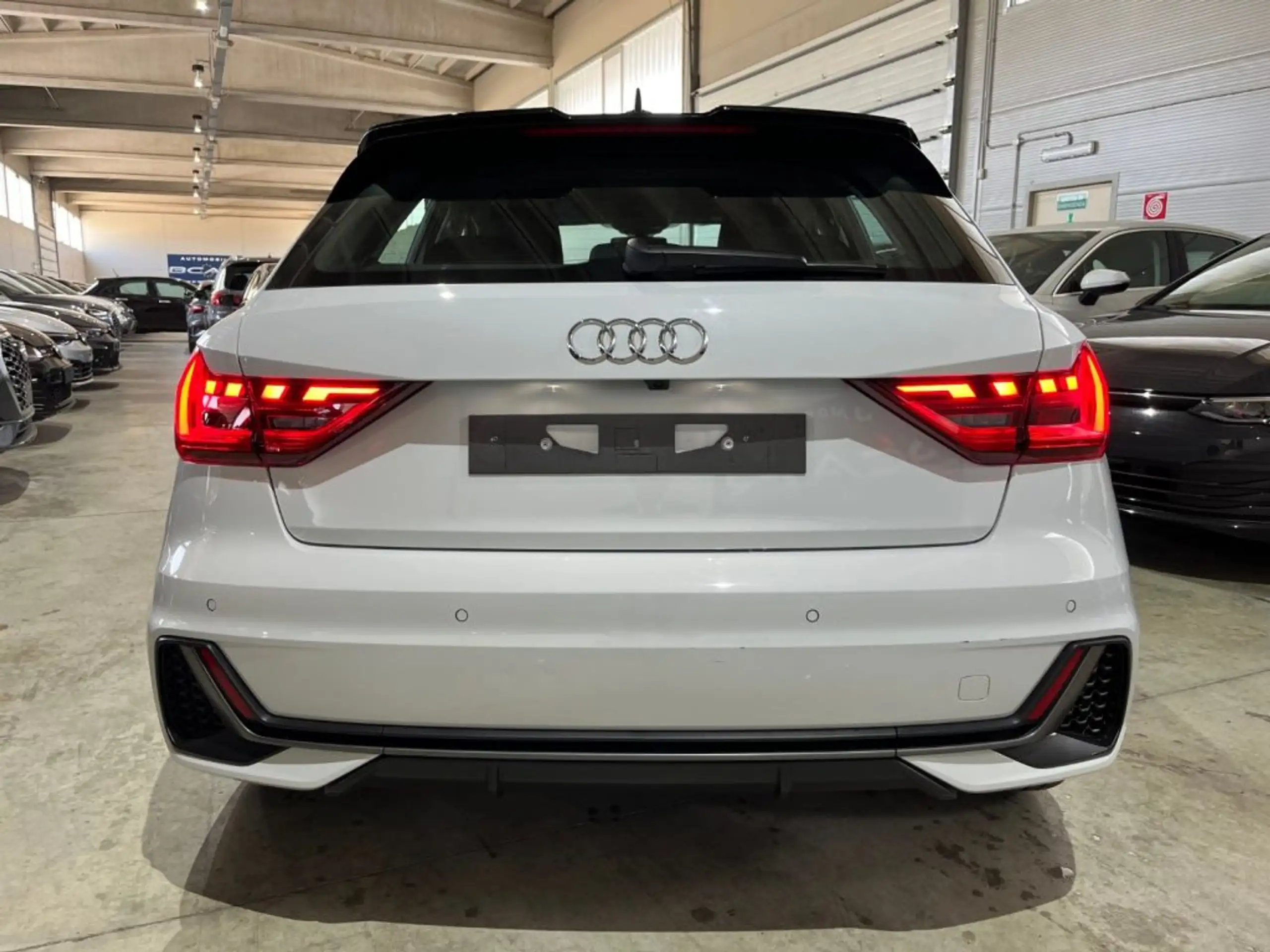 Audi - A1