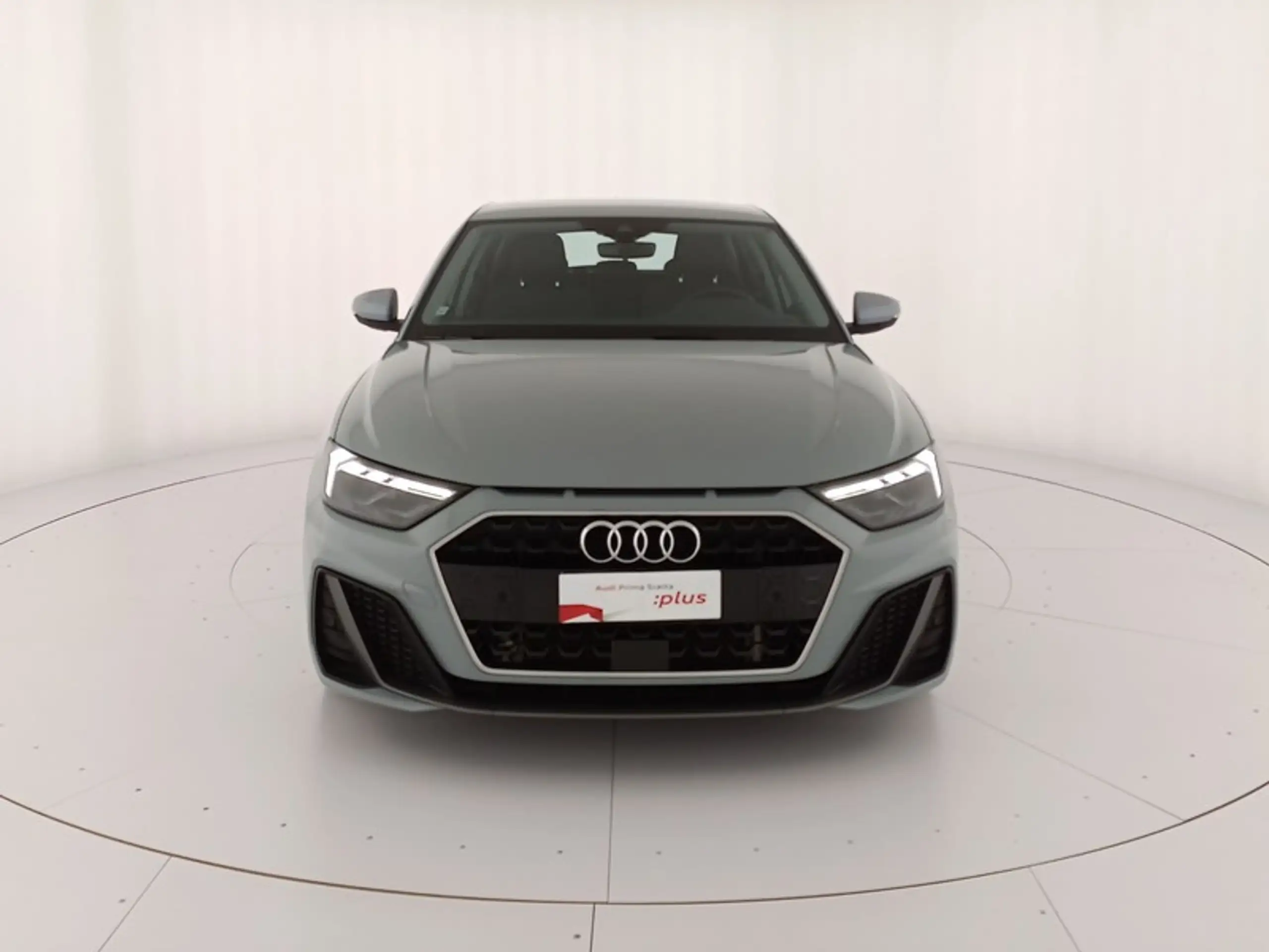 Audi - A1