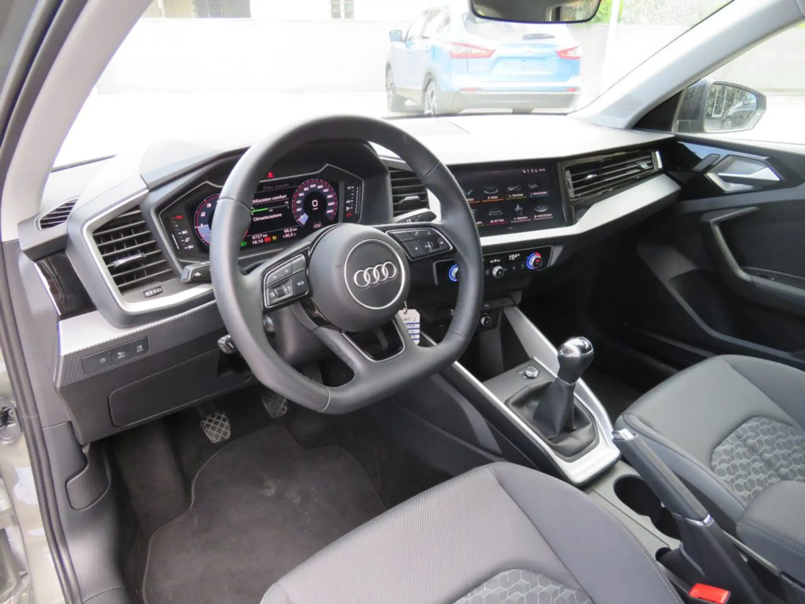 Audi - A1