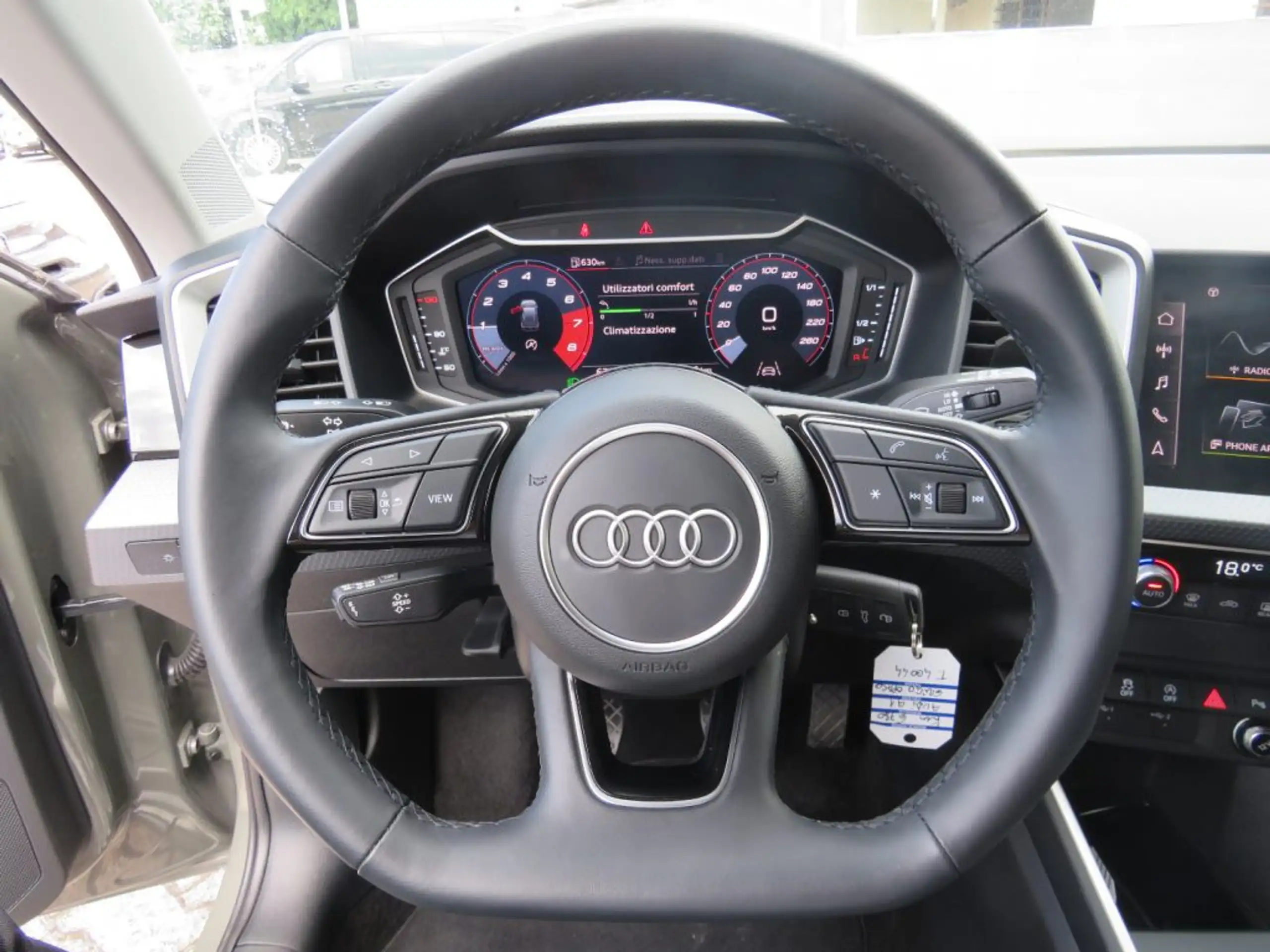 Audi - A1