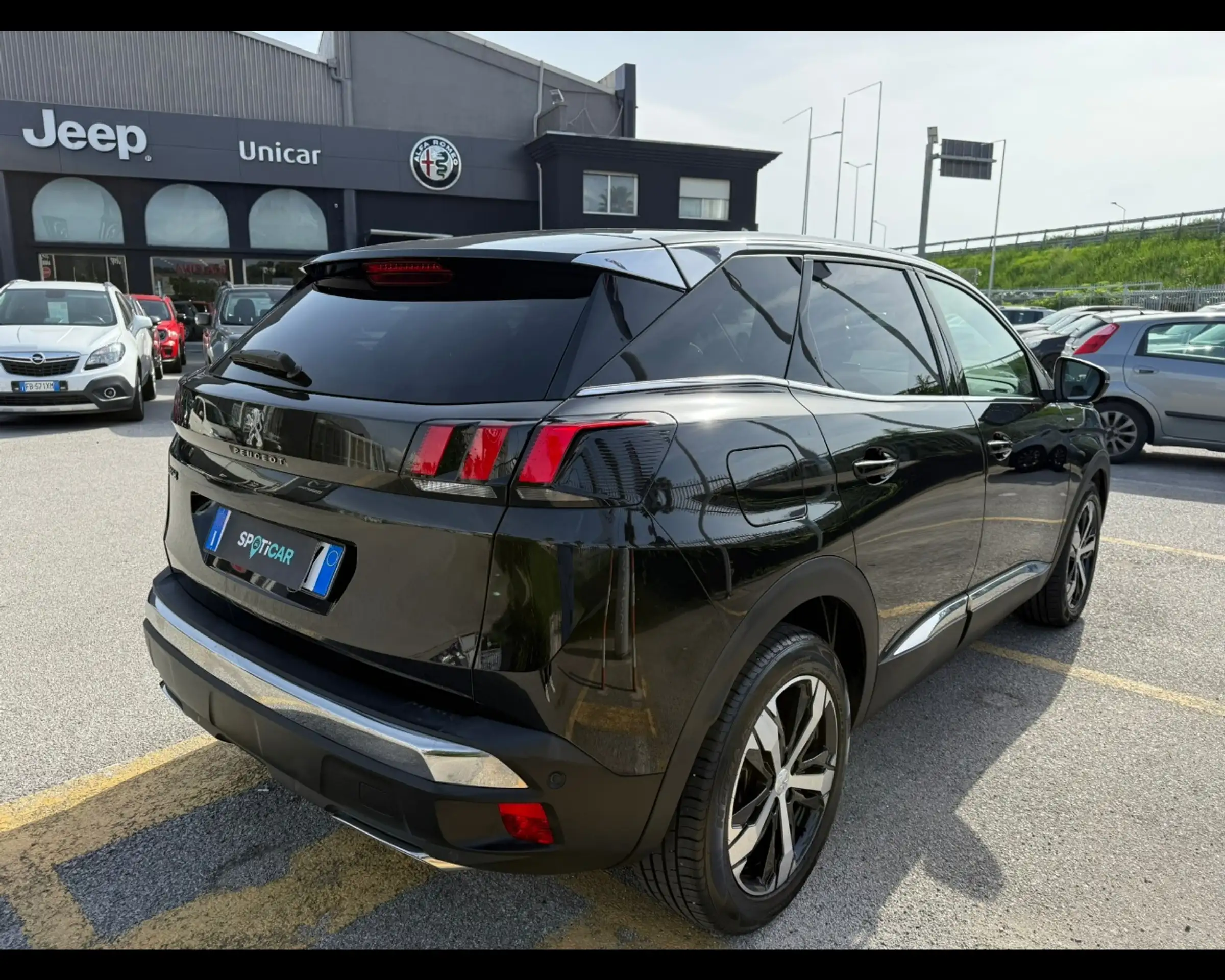 Peugeot - 3008