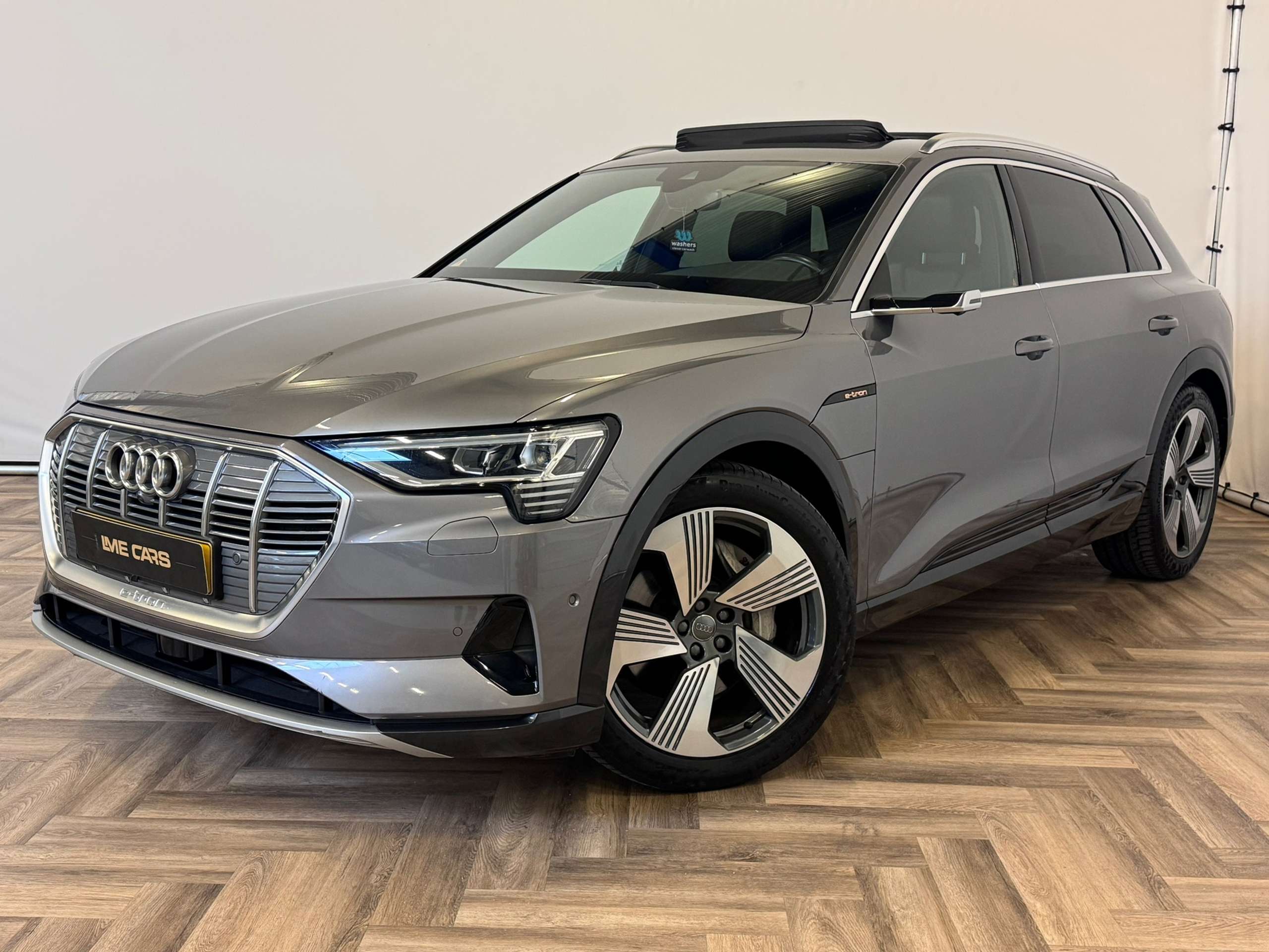 Audi e-tron 2019