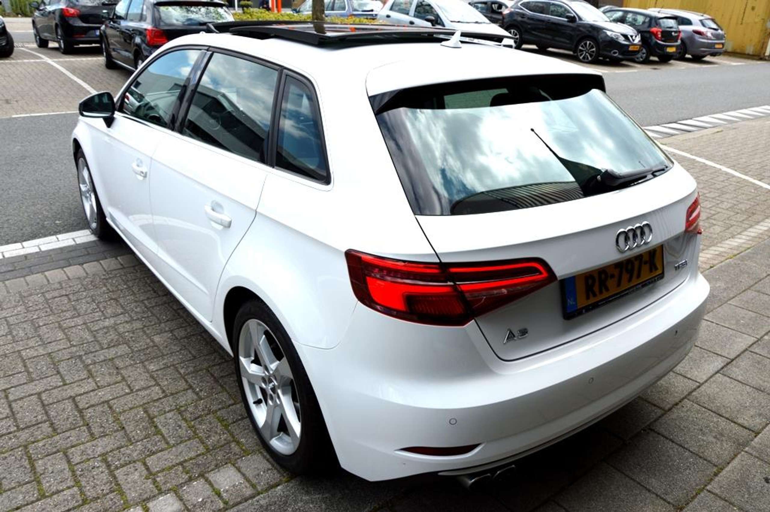 Audi - A3