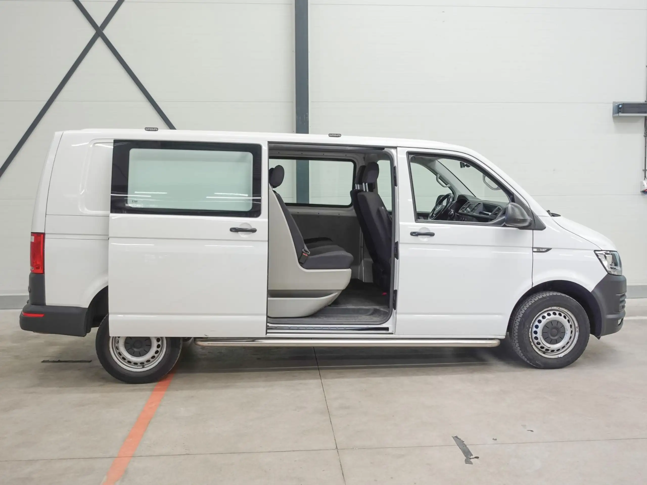 Volkswagen - T6 Transporter