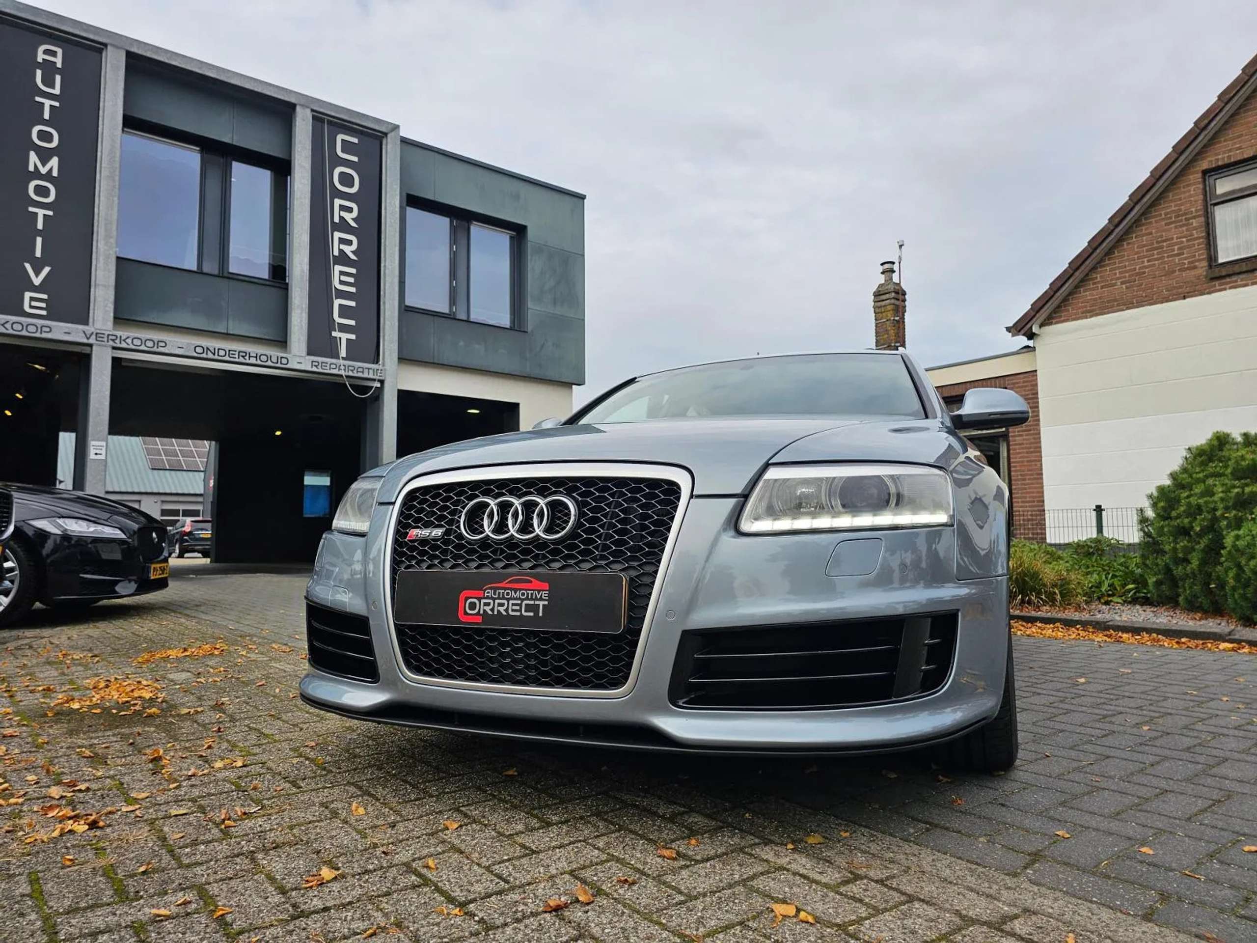 Audi - RS6