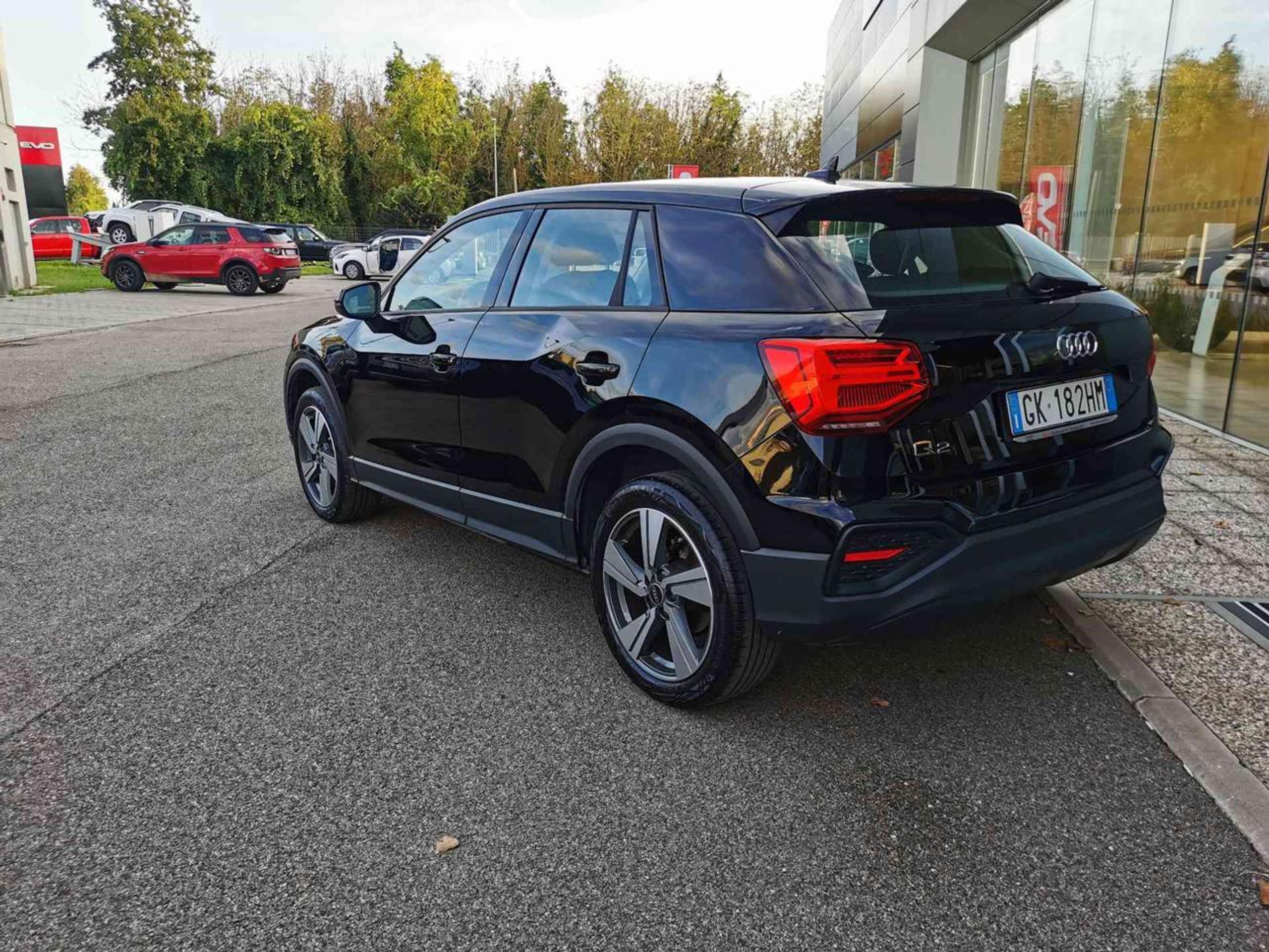 Audi - Q2