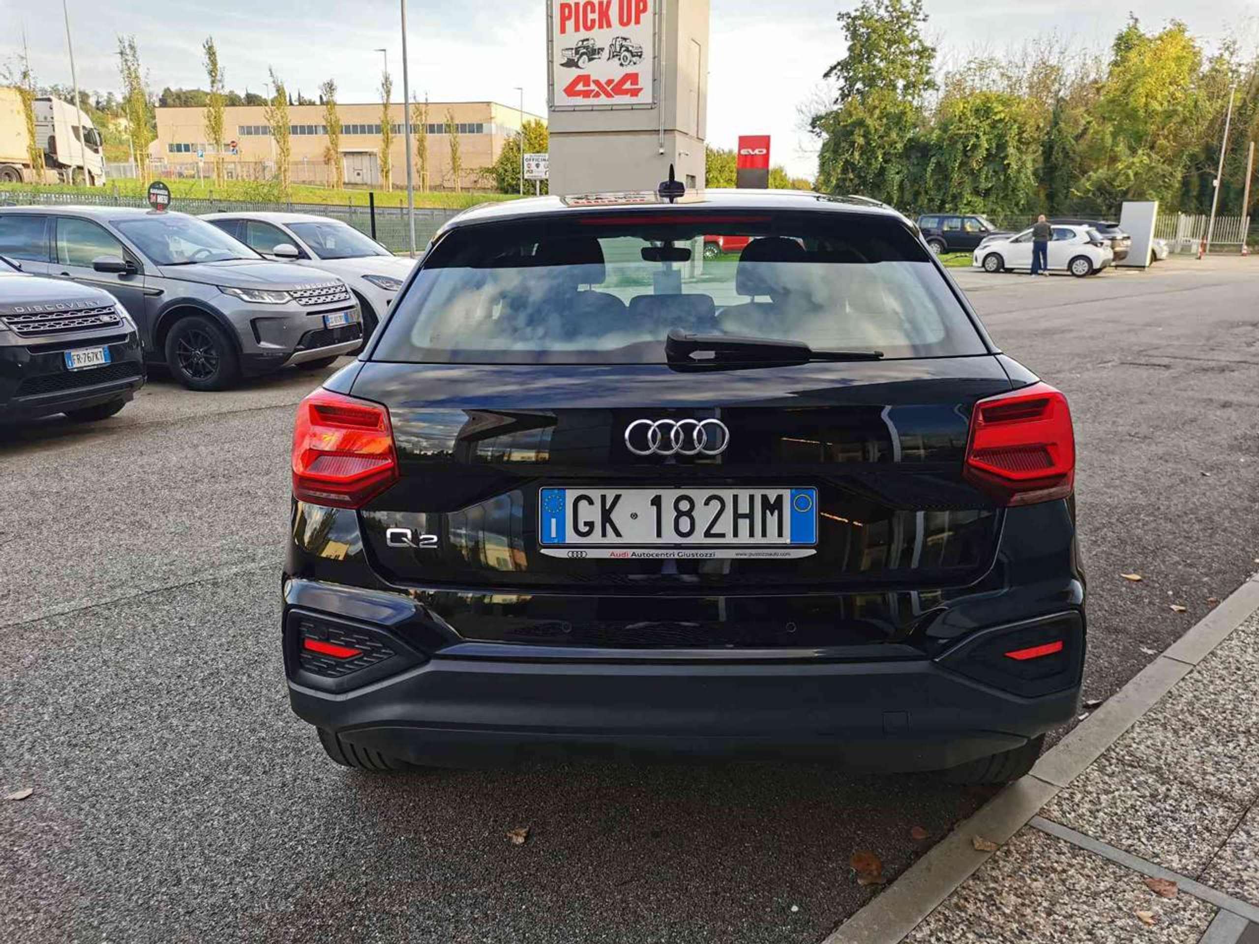 Audi - Q2