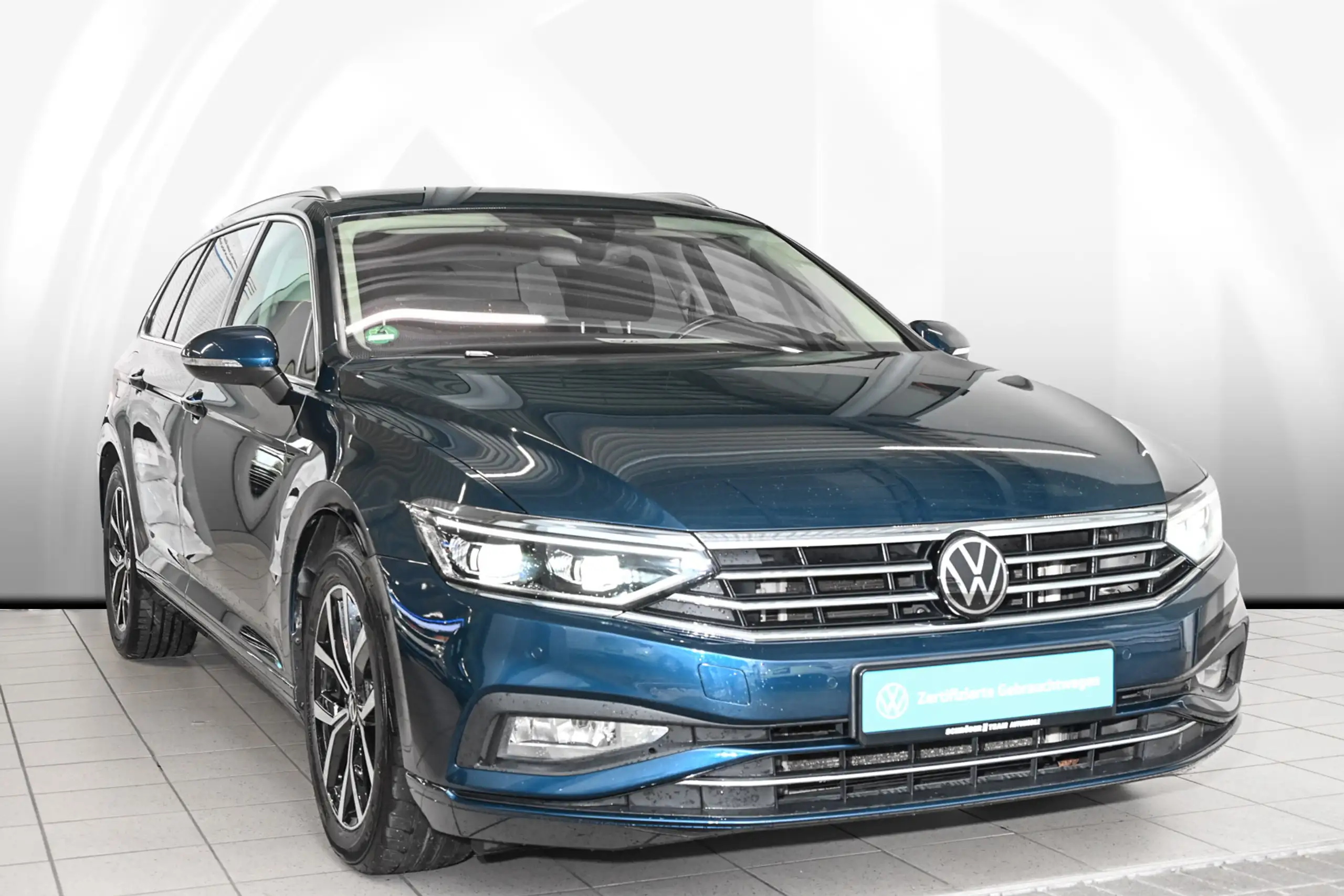 Volkswagen - Passat Variant