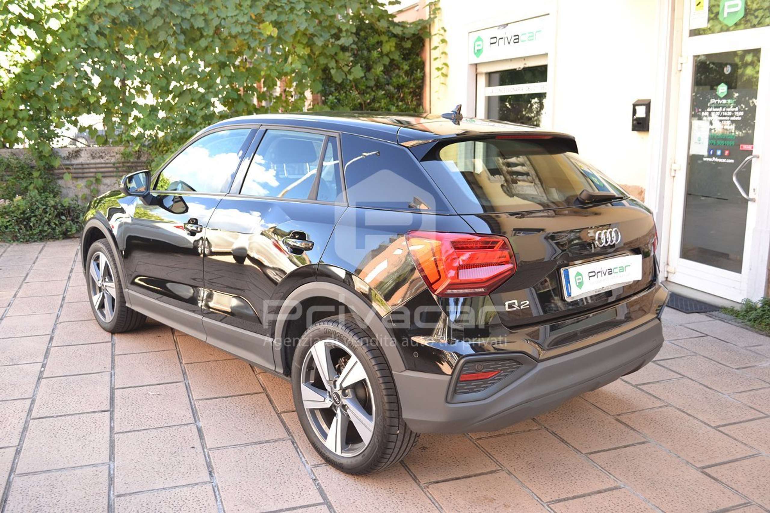 Audi - Q2