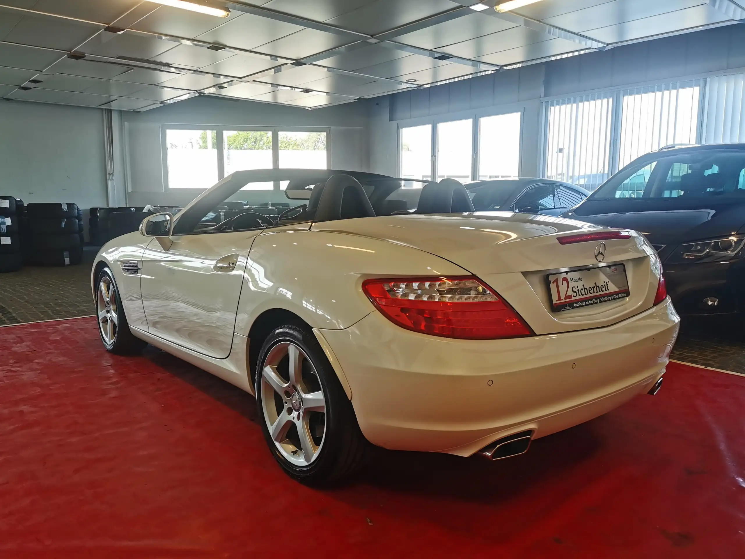 Mercedes-Benz - SLK 200