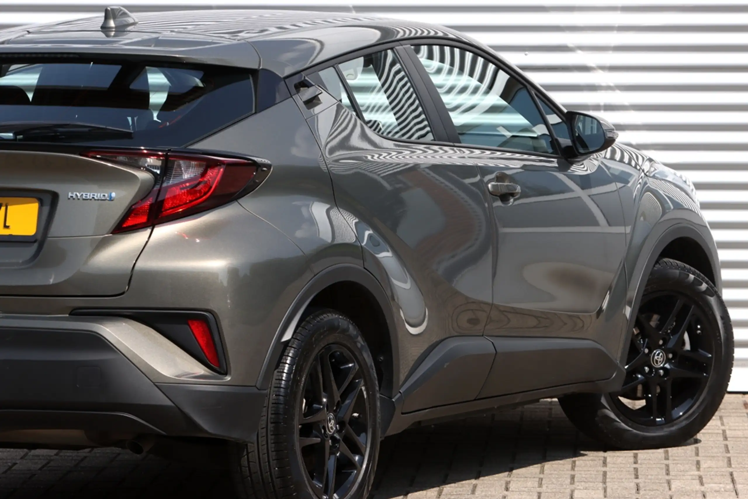 Toyota - C-HR