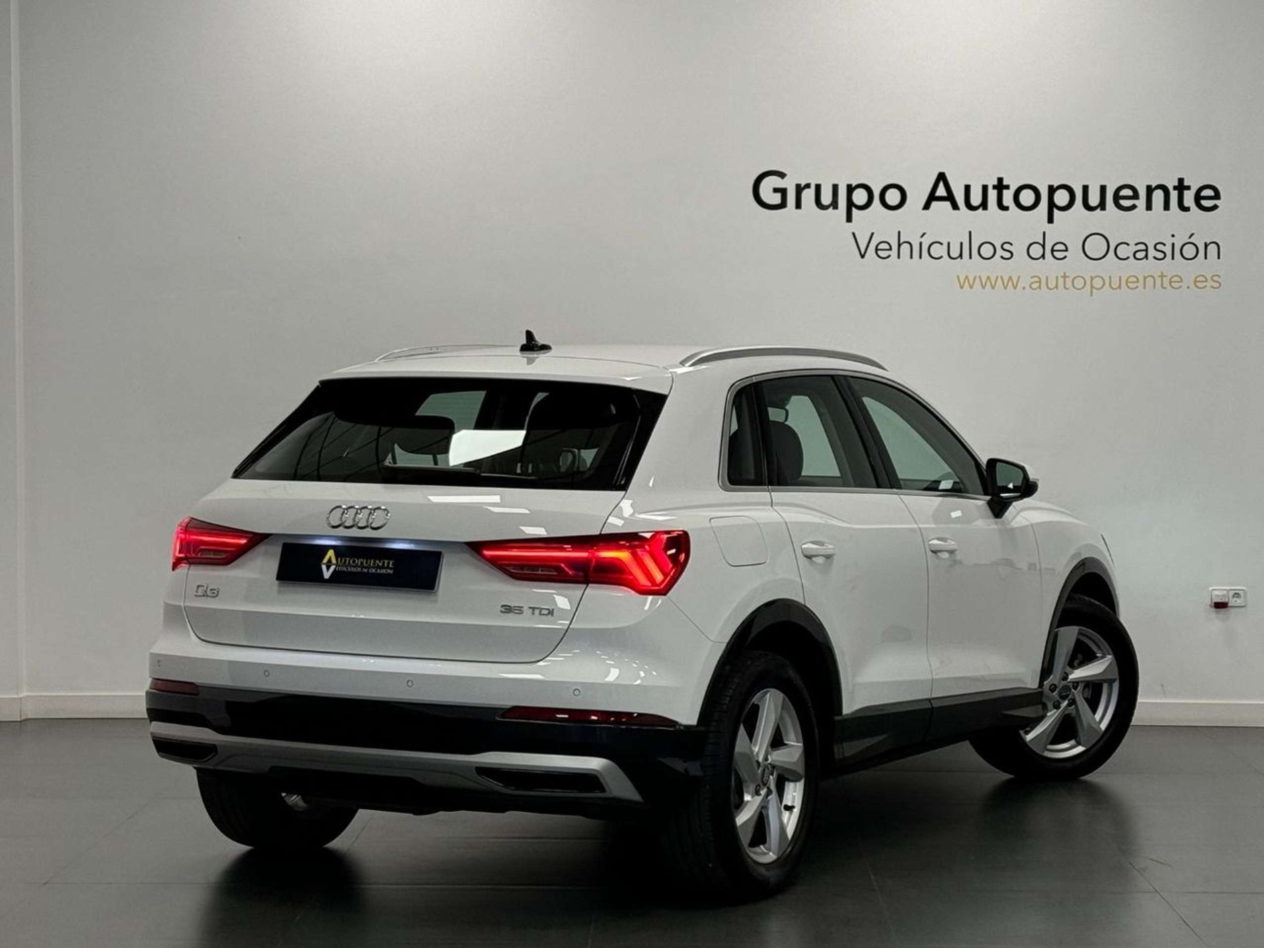 Audi - Q3