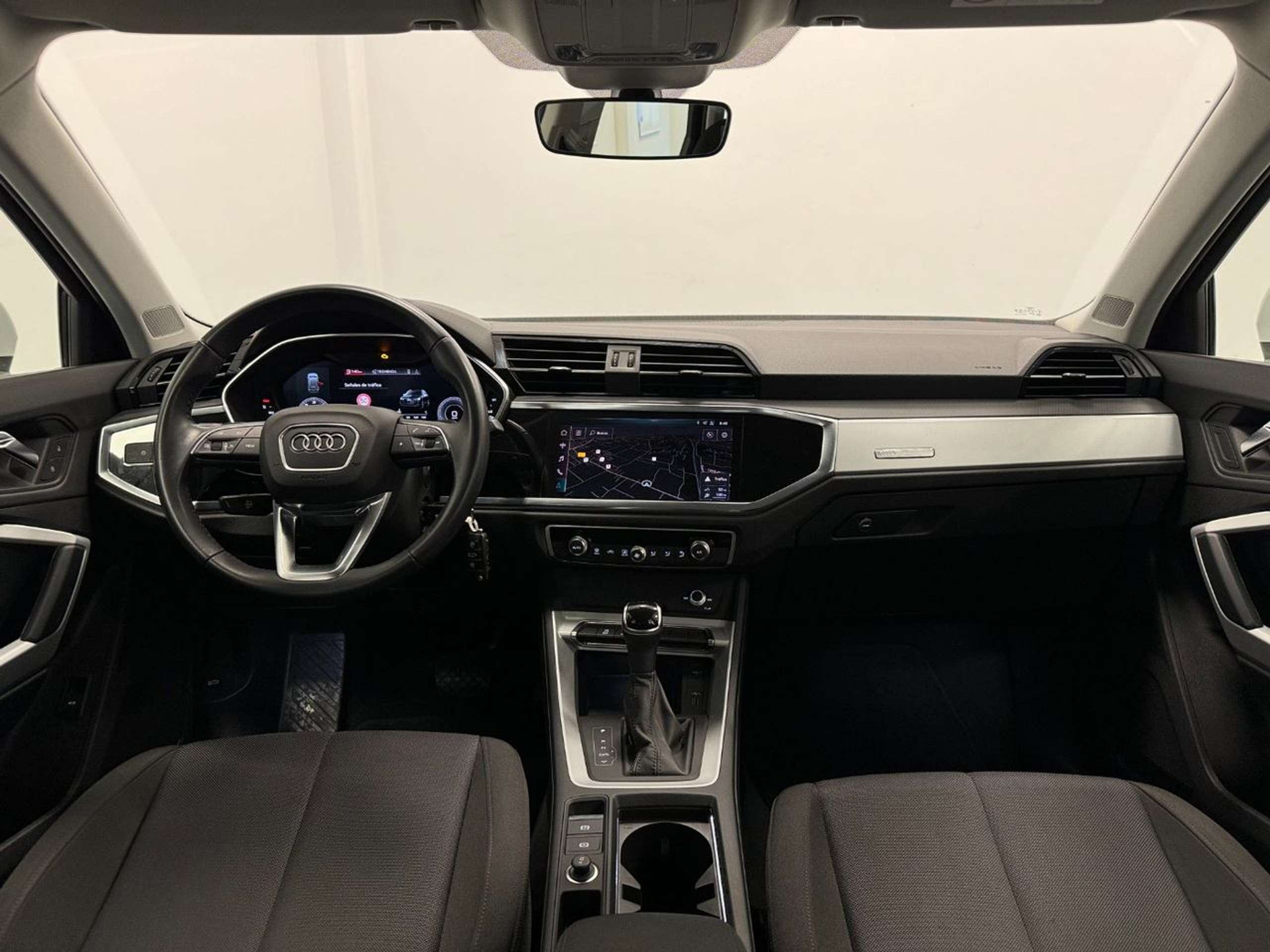 Audi - Q3