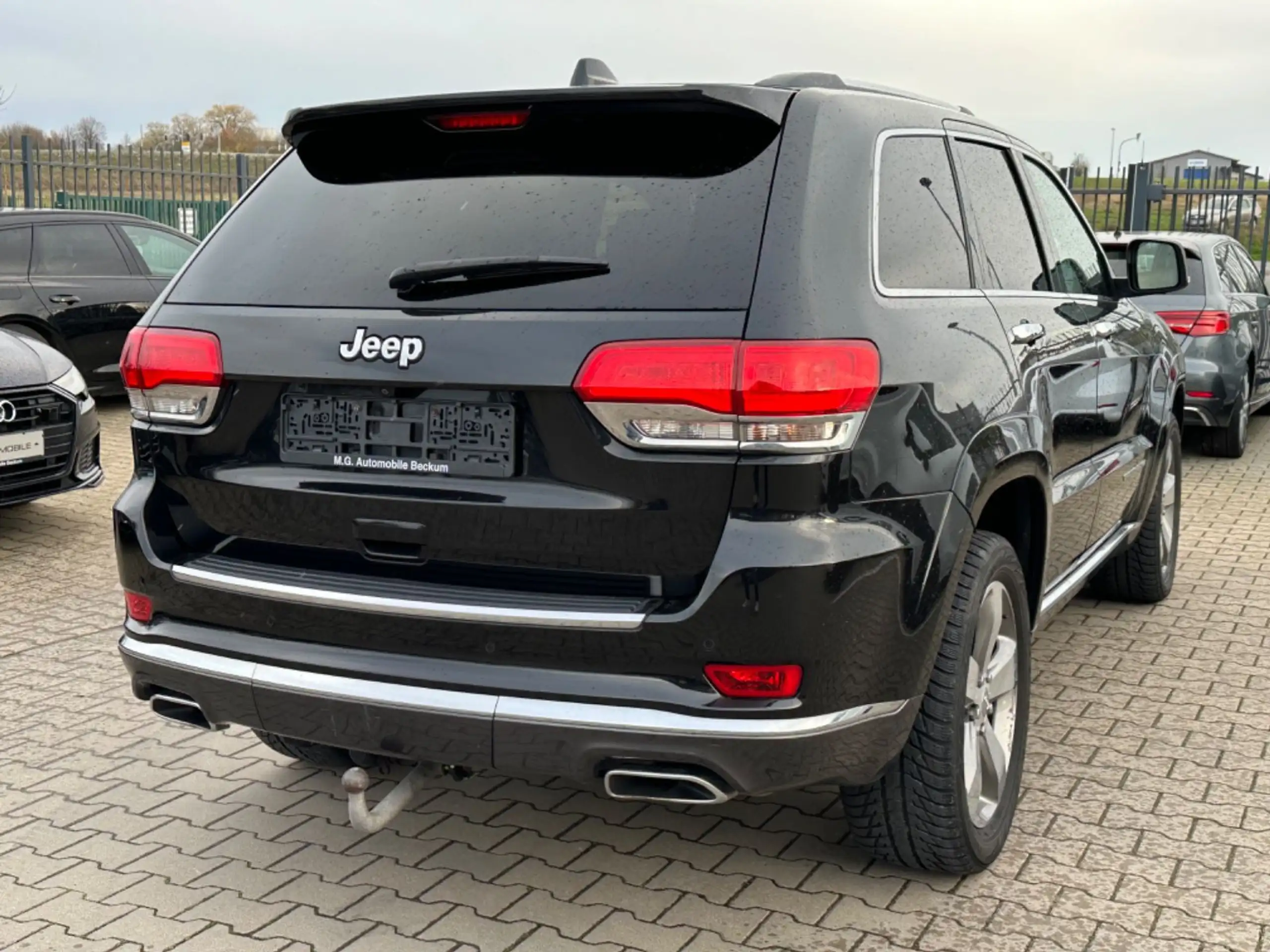 Jeep - Grand Cherokee