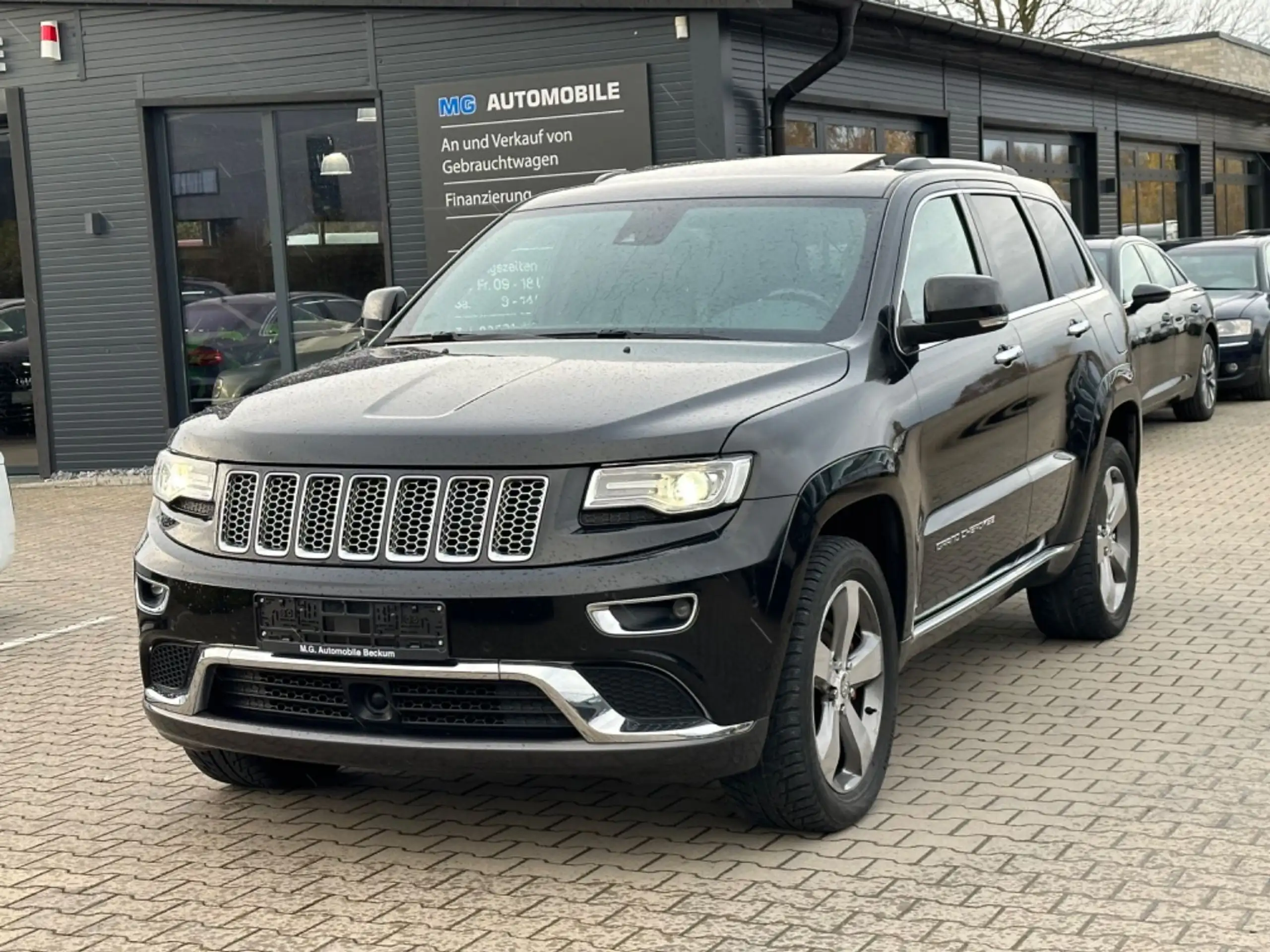 Jeep - Grand Cherokee