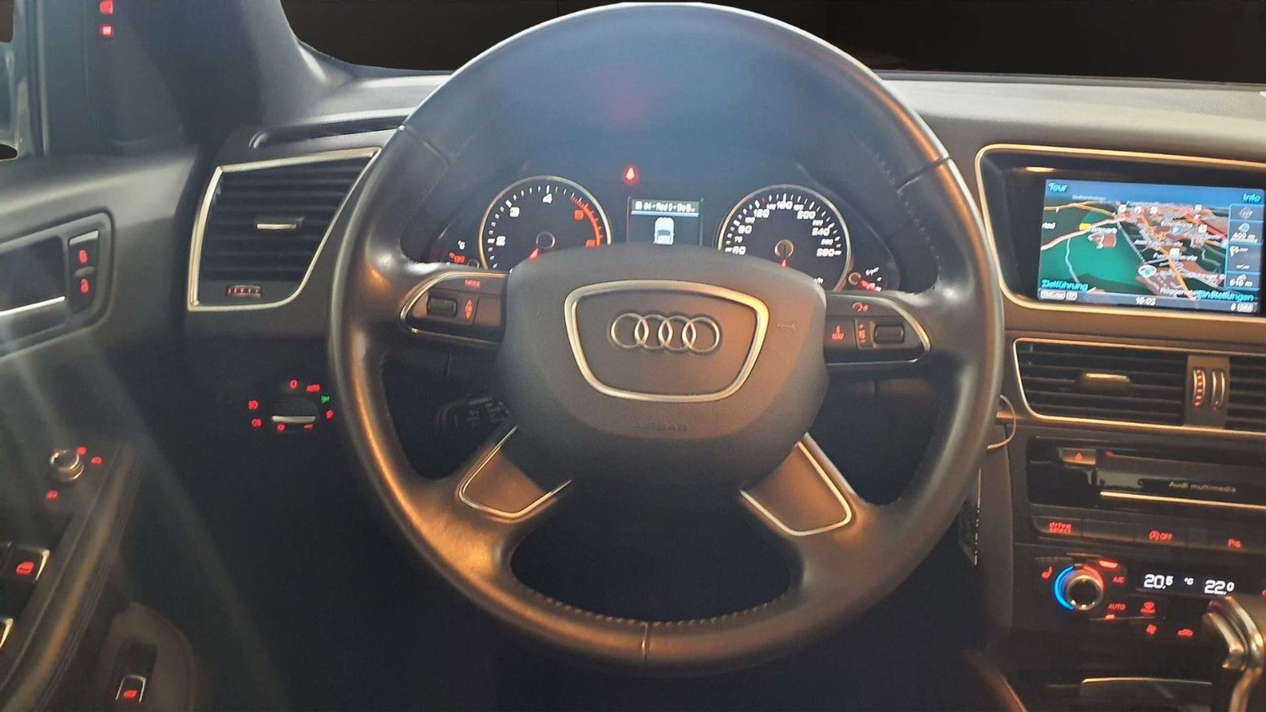 Audi - Q5