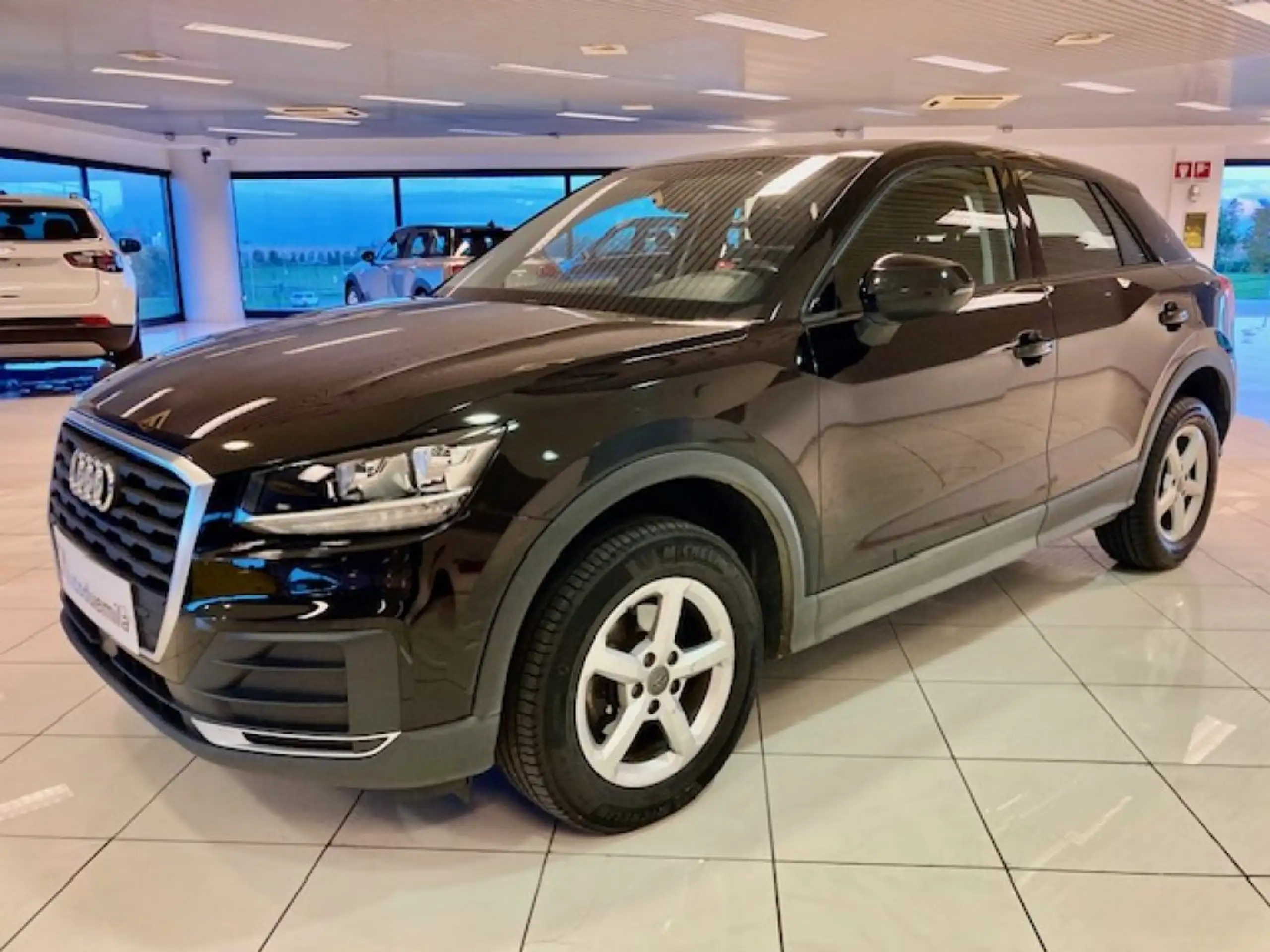 Audi - Q2