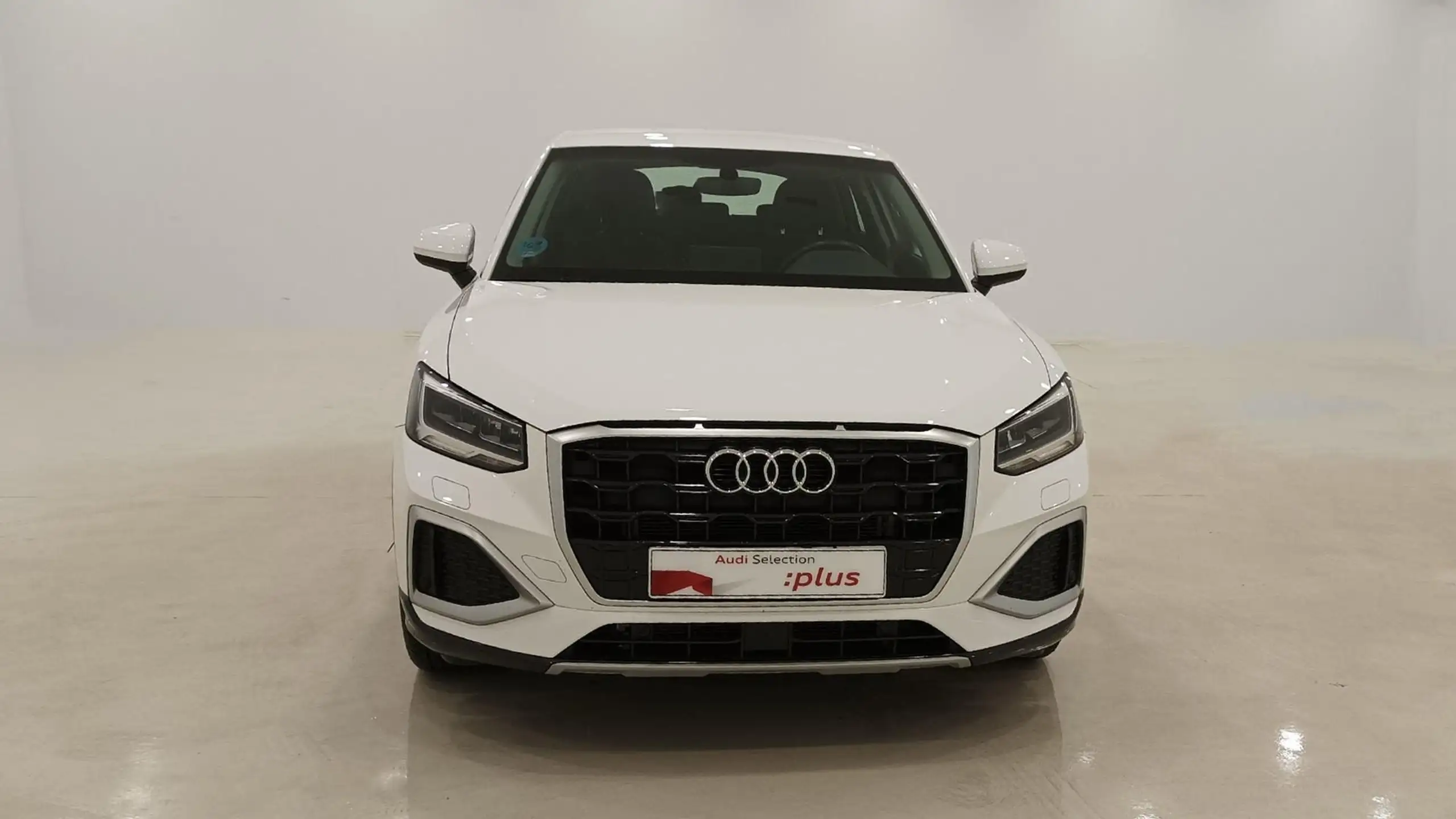 Audi - Q2