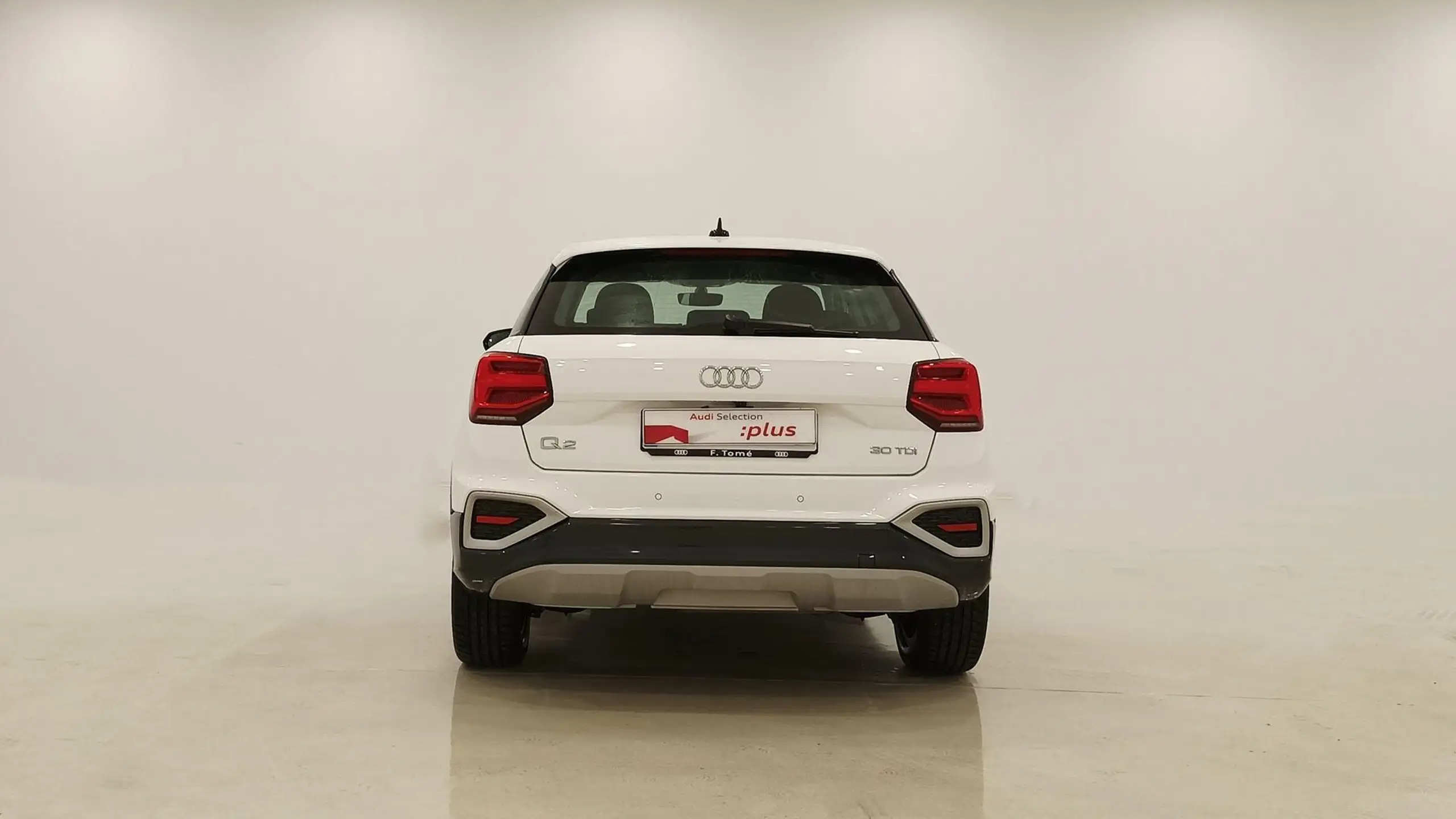 Audi - Q2