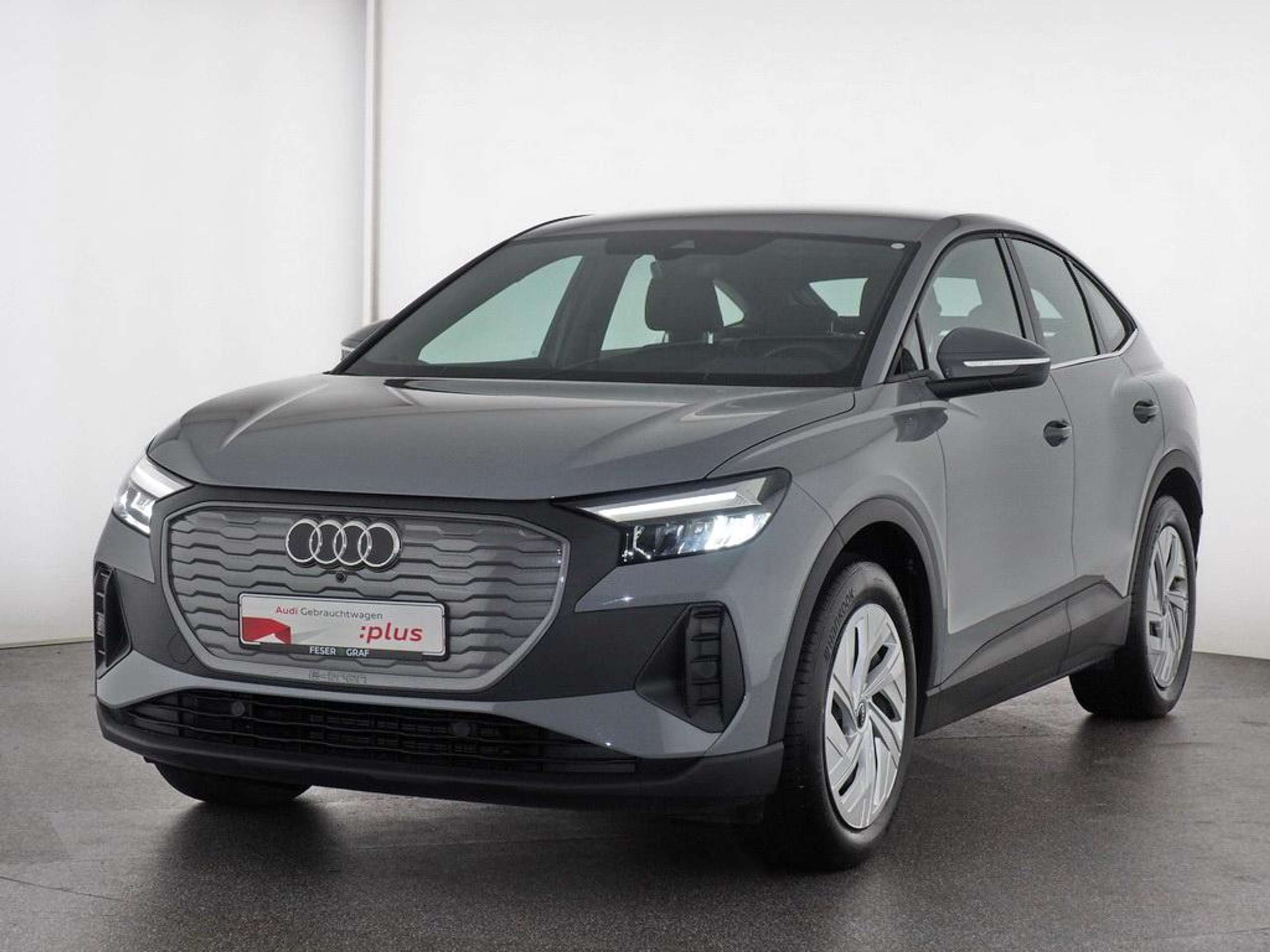 Audi - Q4 e-tron