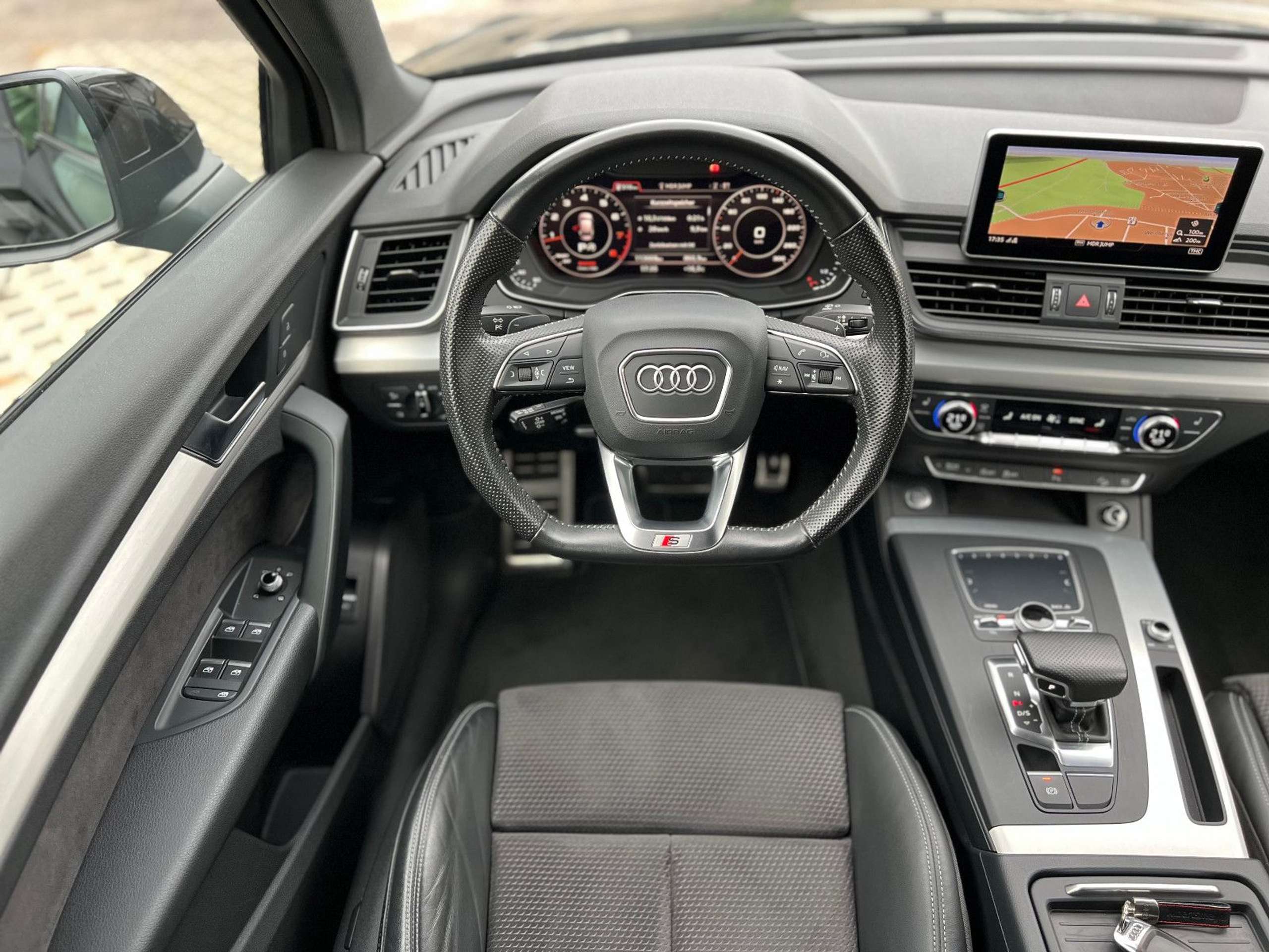 Audi - Q5