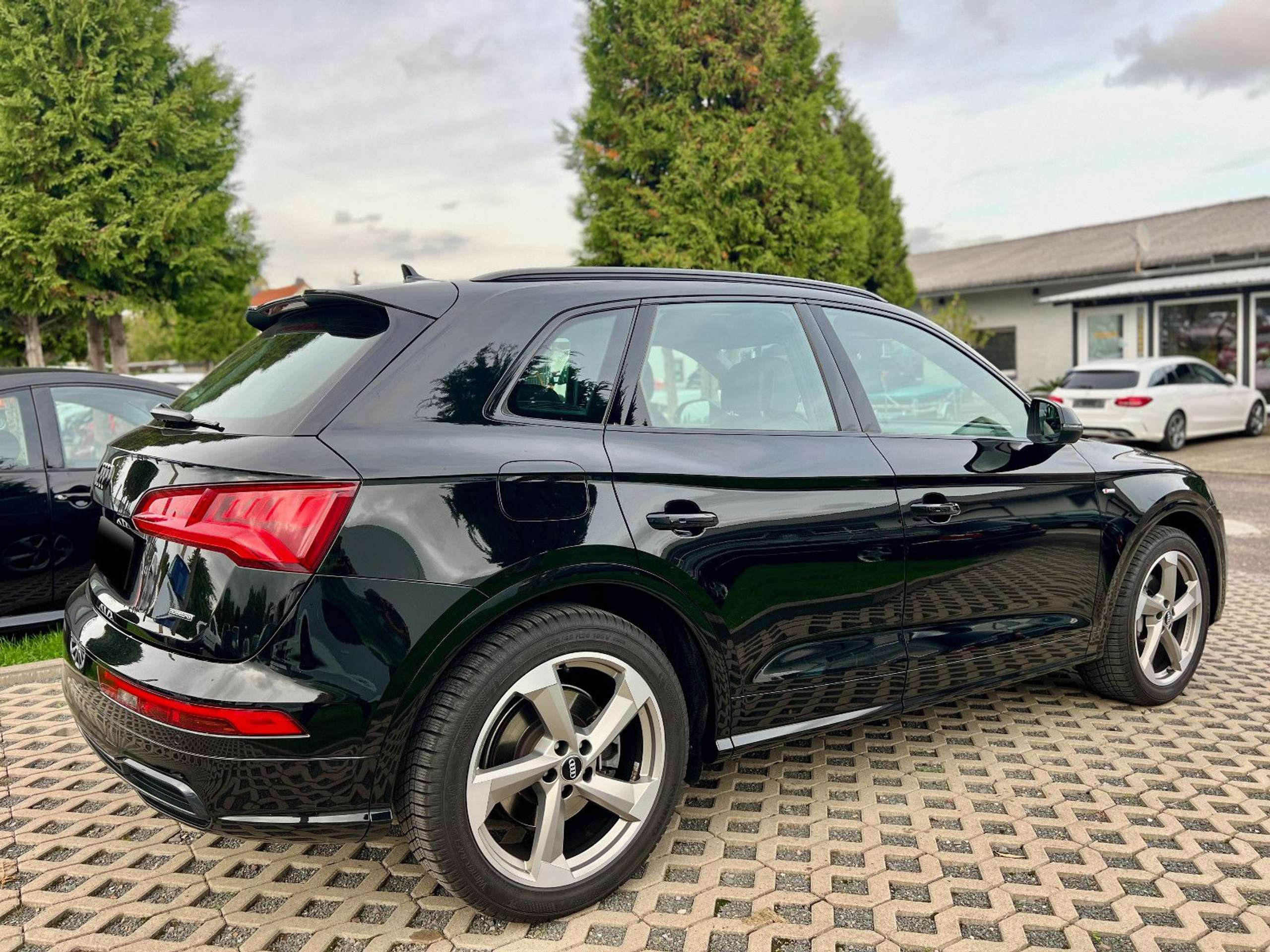 Audi - Q5