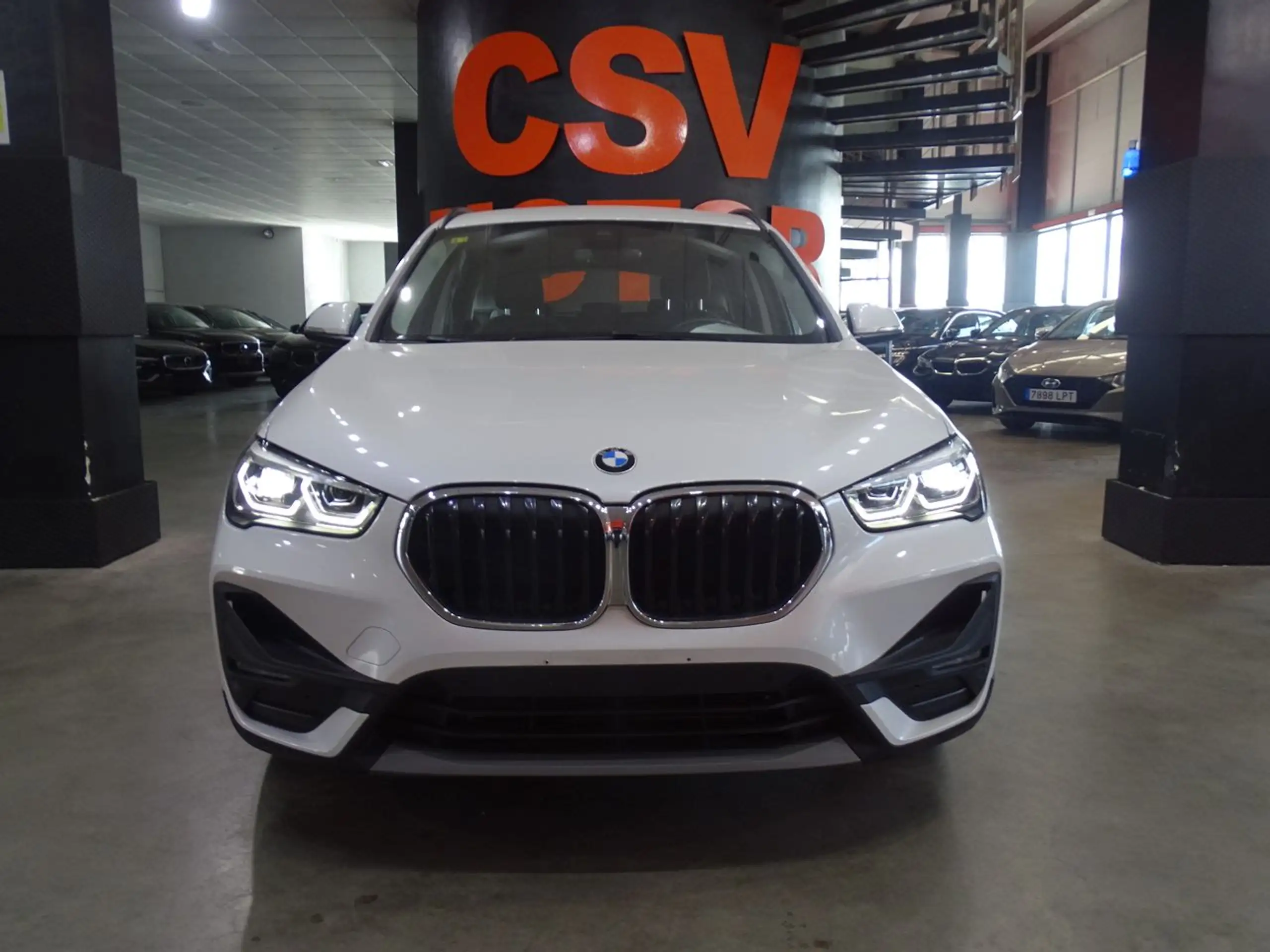 BMW - X1