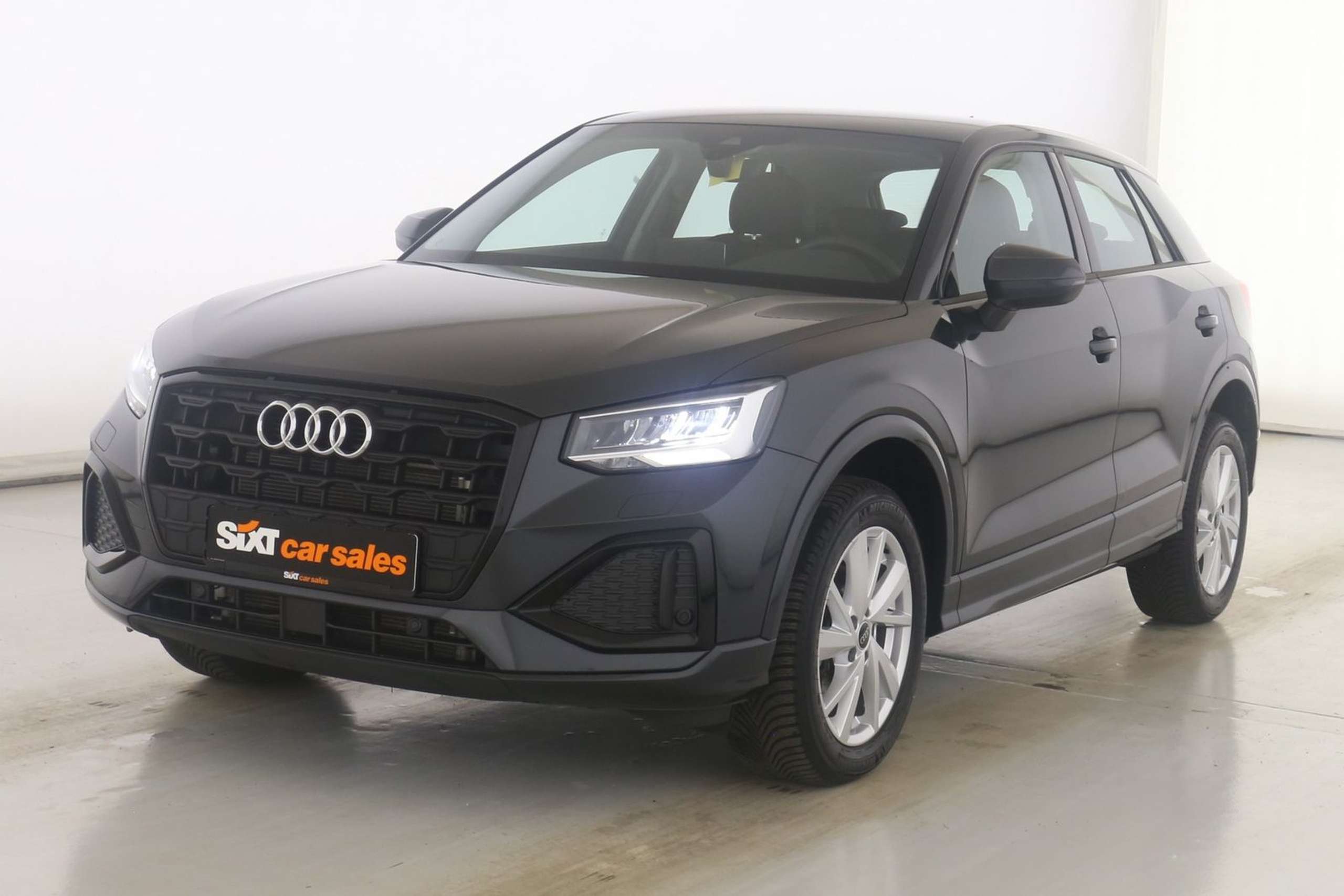 Audi - Q2