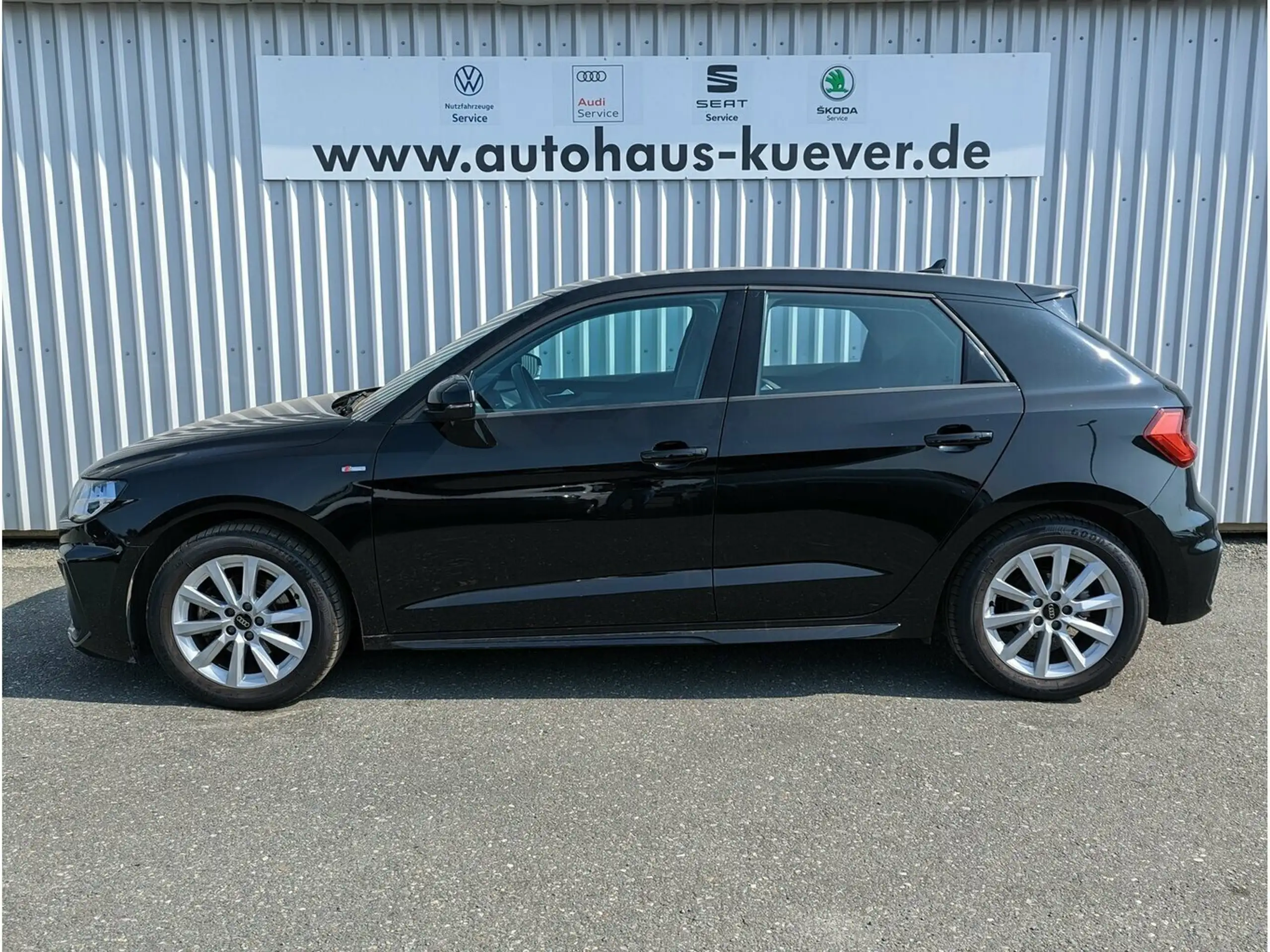 Audi - A1