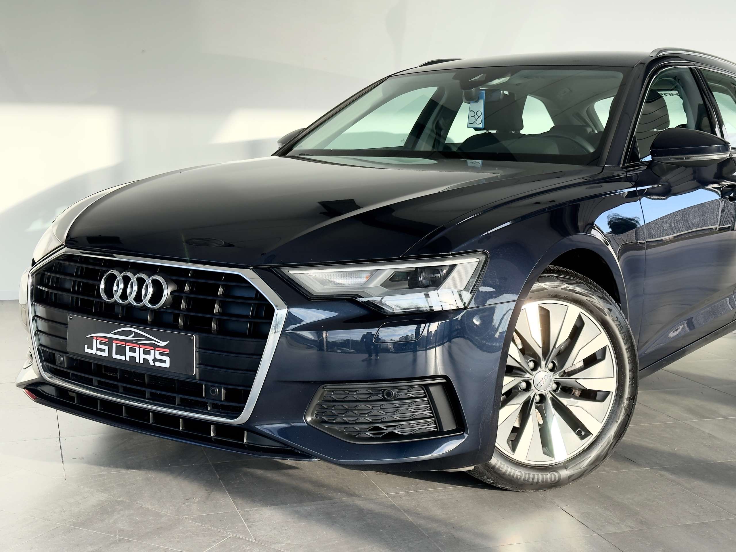 Audi - A6