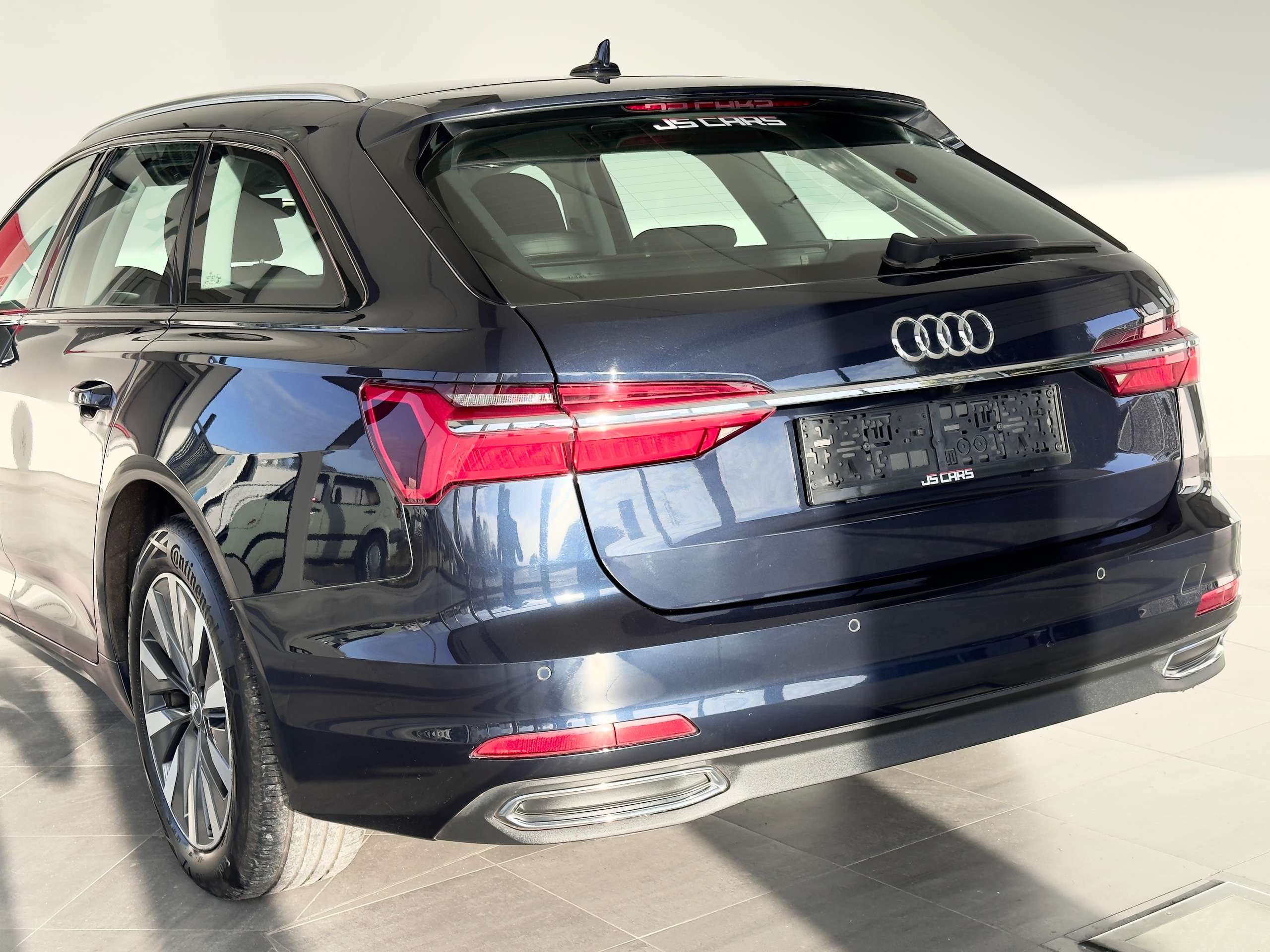 Audi - A6