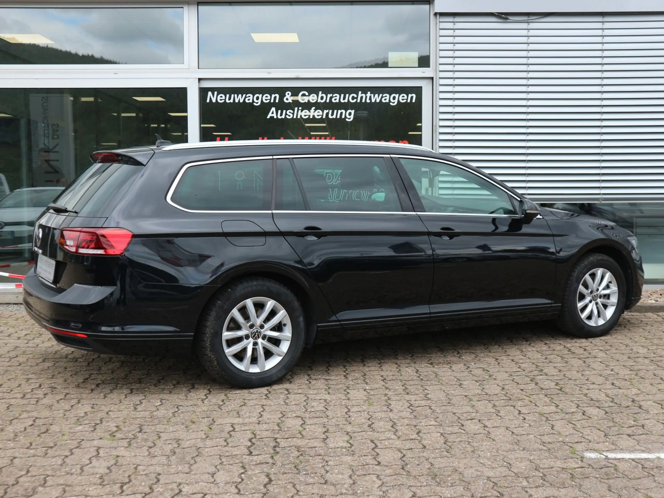 Volkswagen - Passat Variant