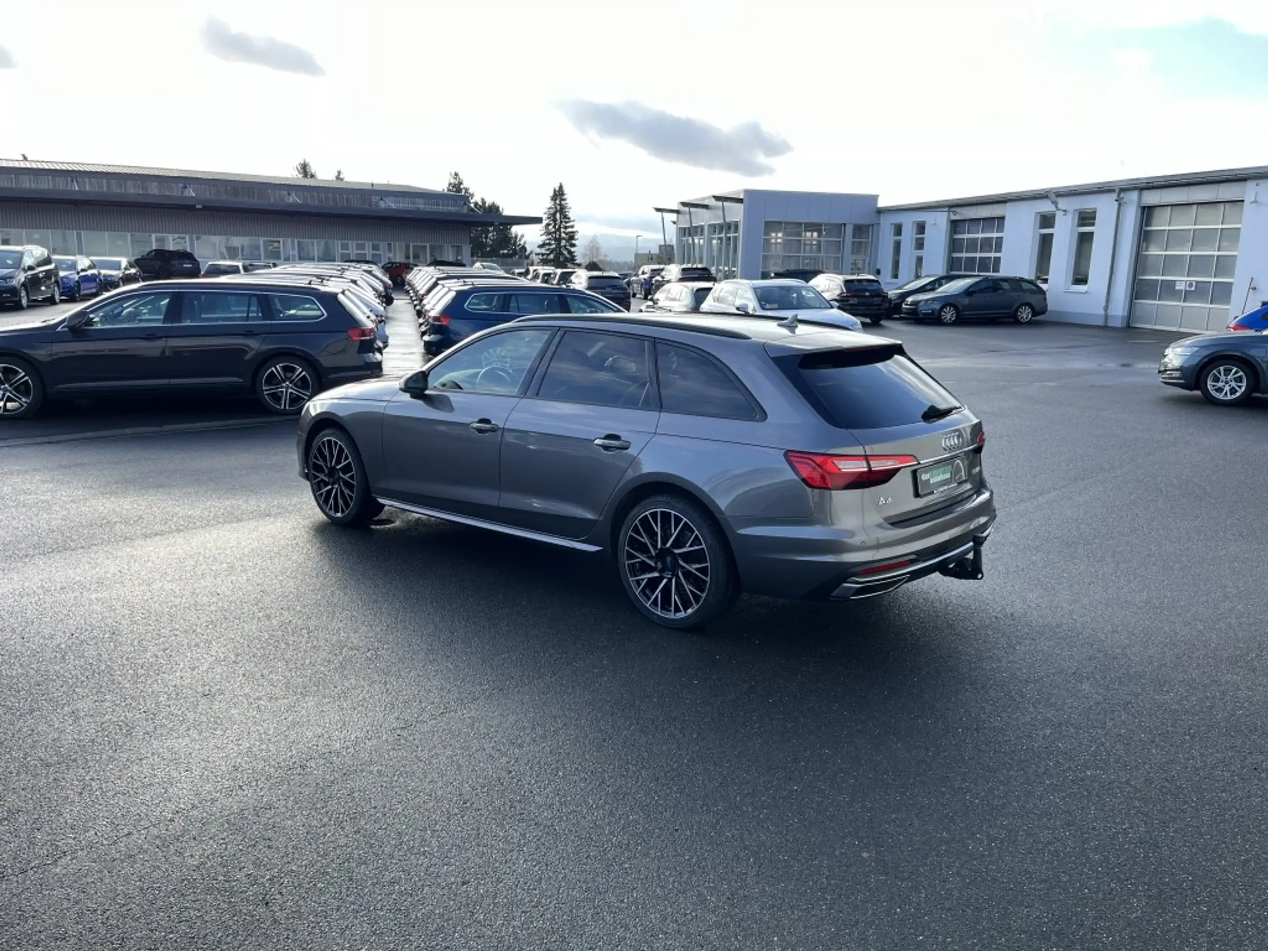 Audi - A4