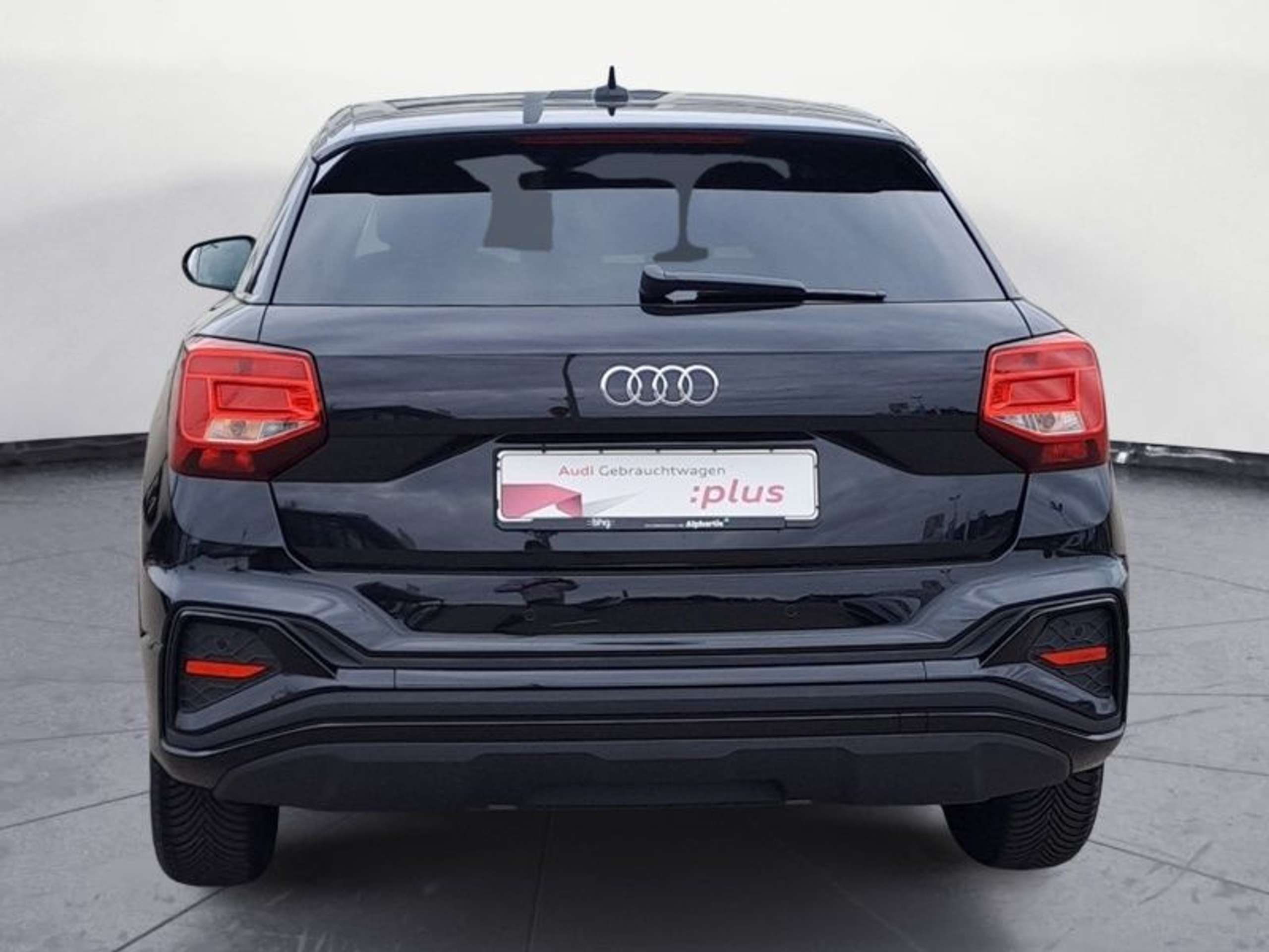 Audi - Q2