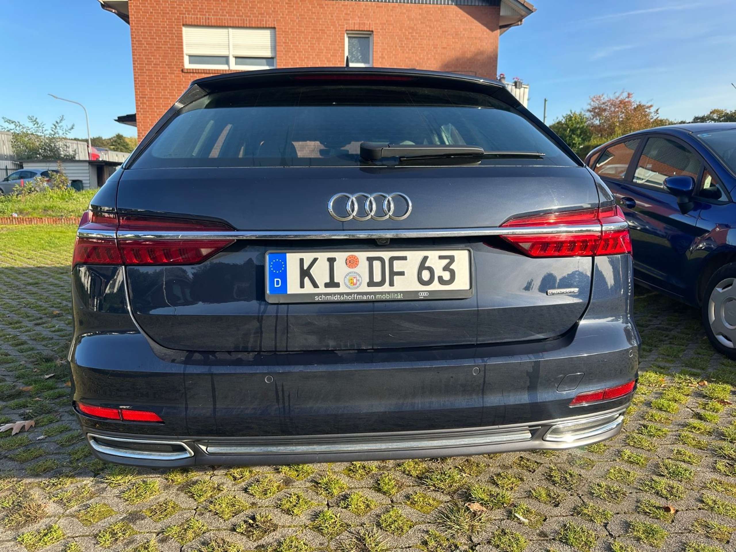 Audi - A6