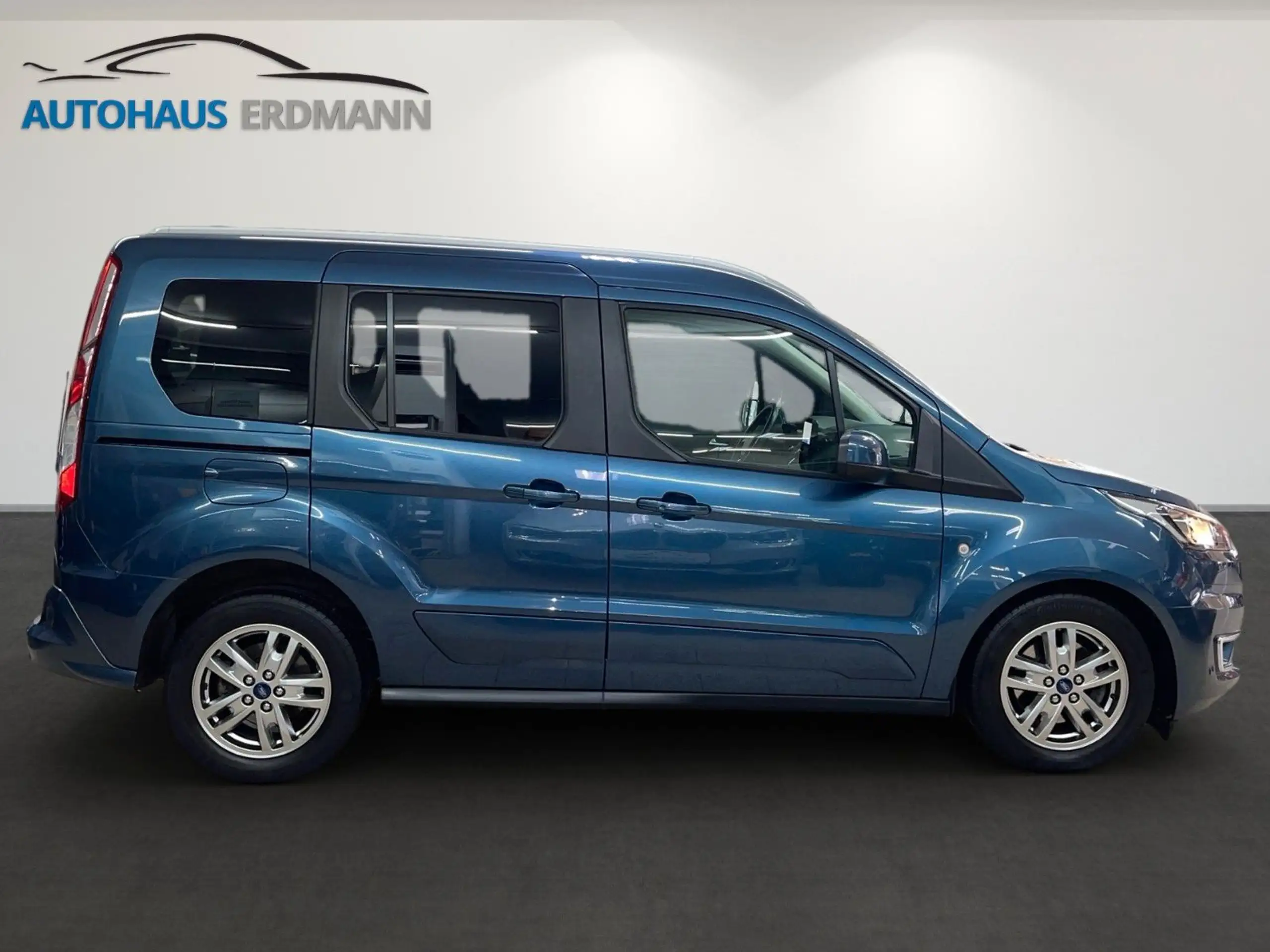 Ford - Tourneo Connect