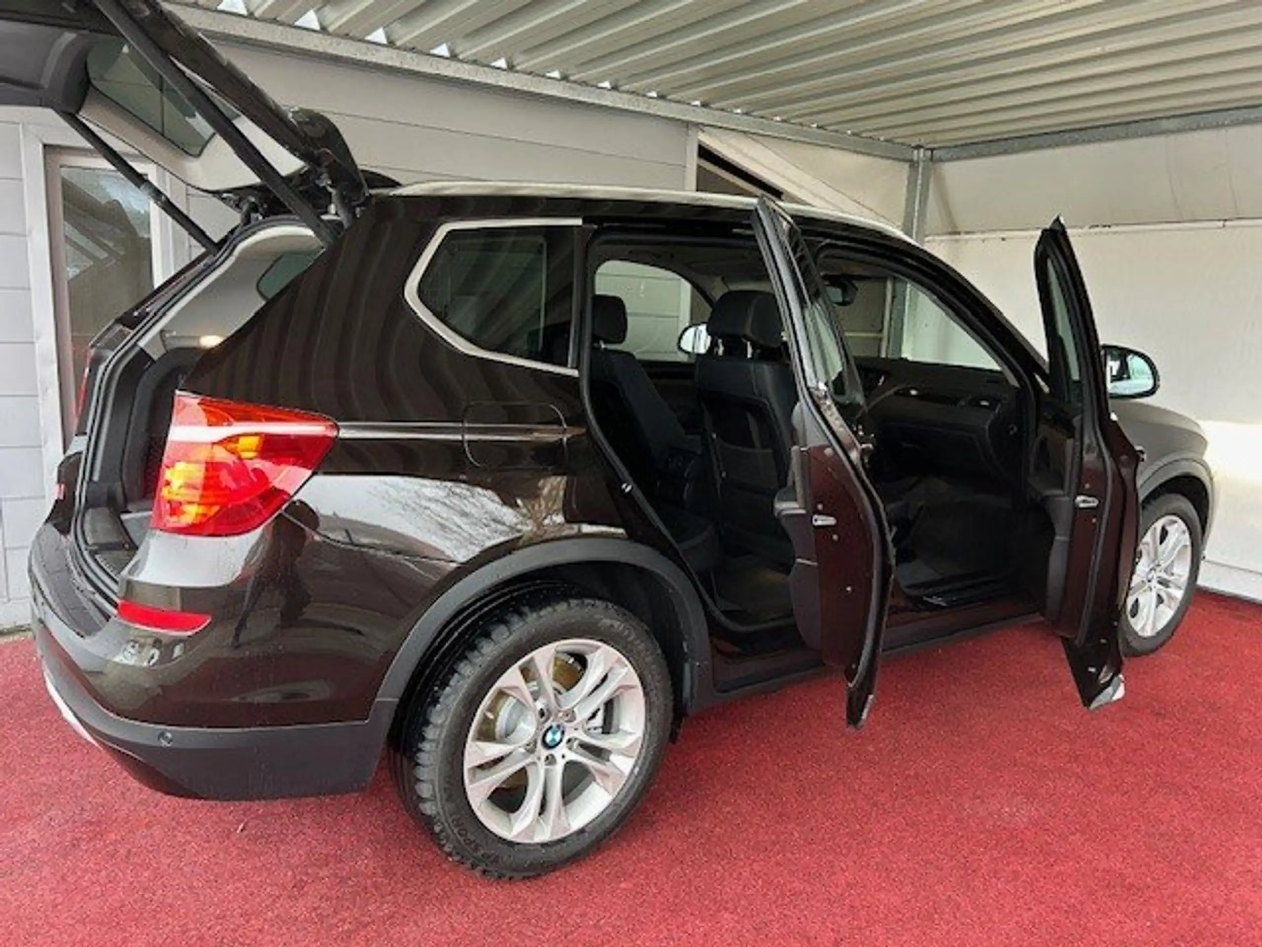 BMW - X3