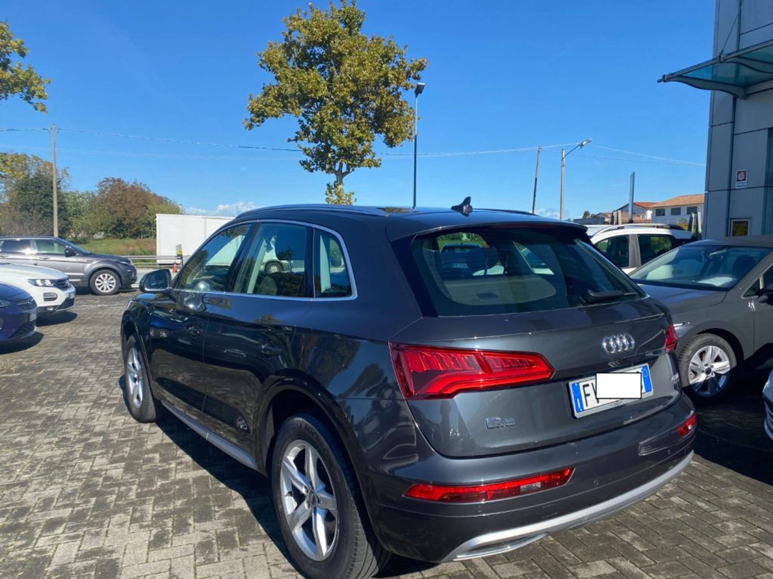 Audi - Q5