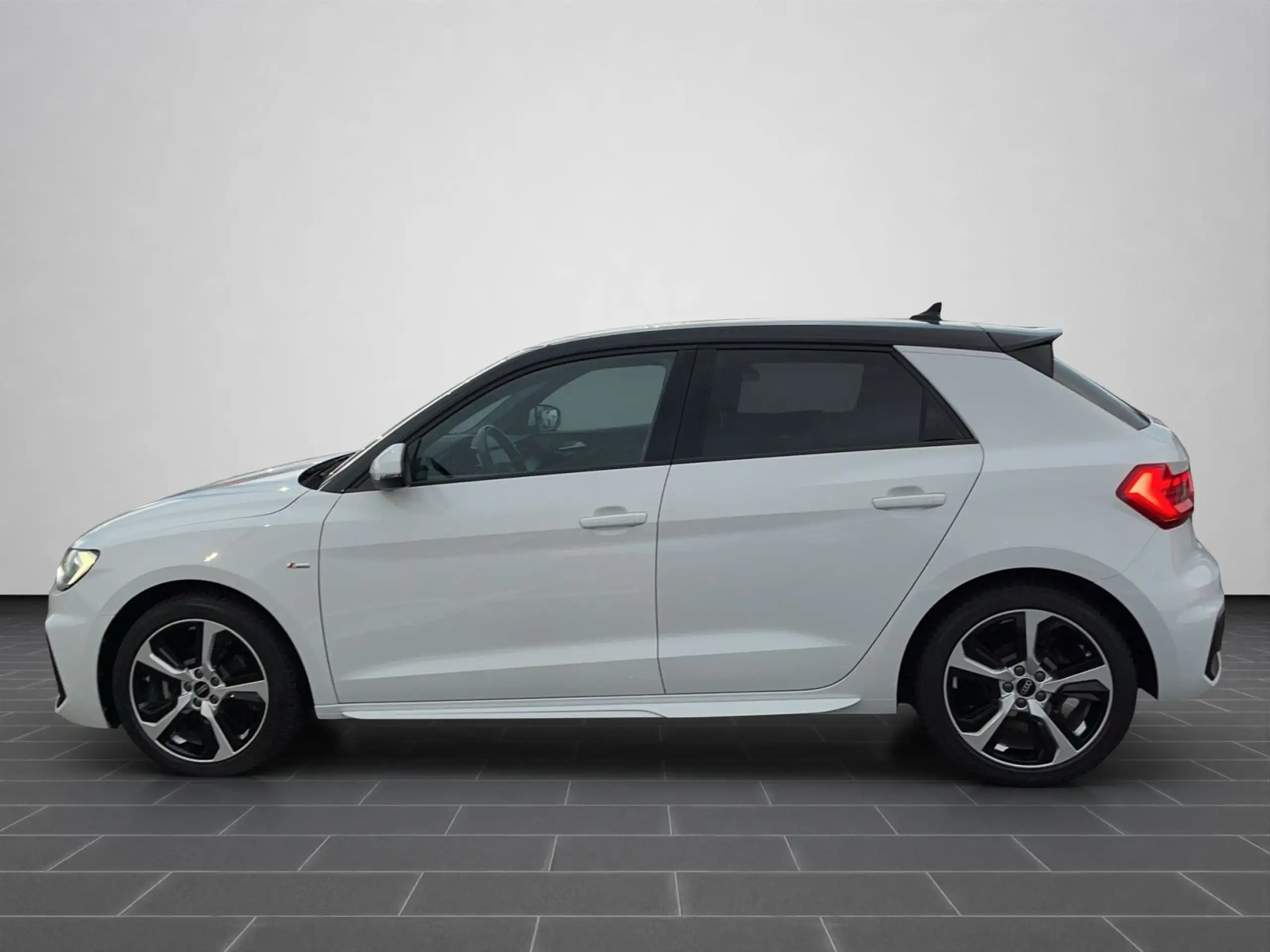 Audi - A1