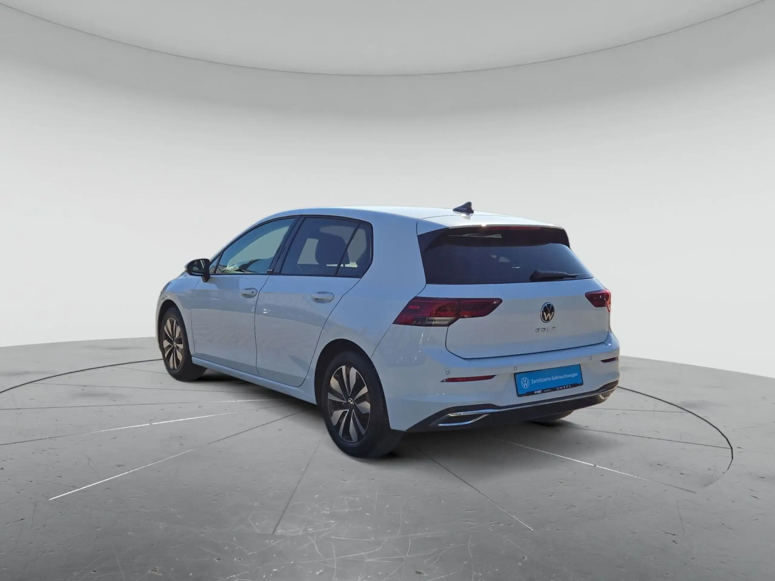 Volkswagen - Golf